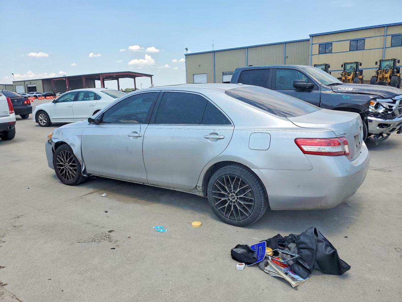 2011 Toyota Camry Base Silver vin: 4T4BF3EK3BR124294