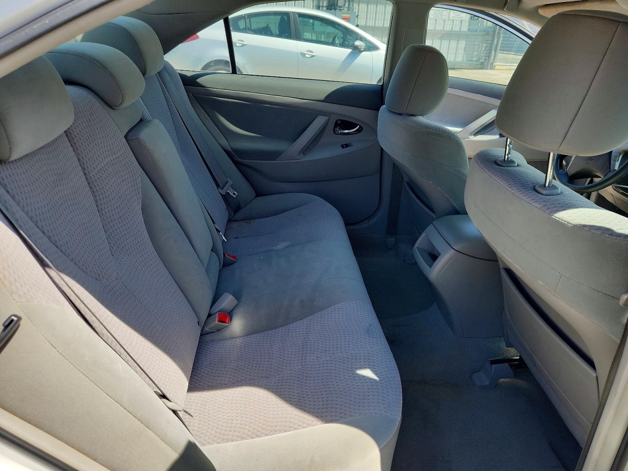 2011 Toyota Camry Le Белый vin: 4T4BF3EK3BR157277