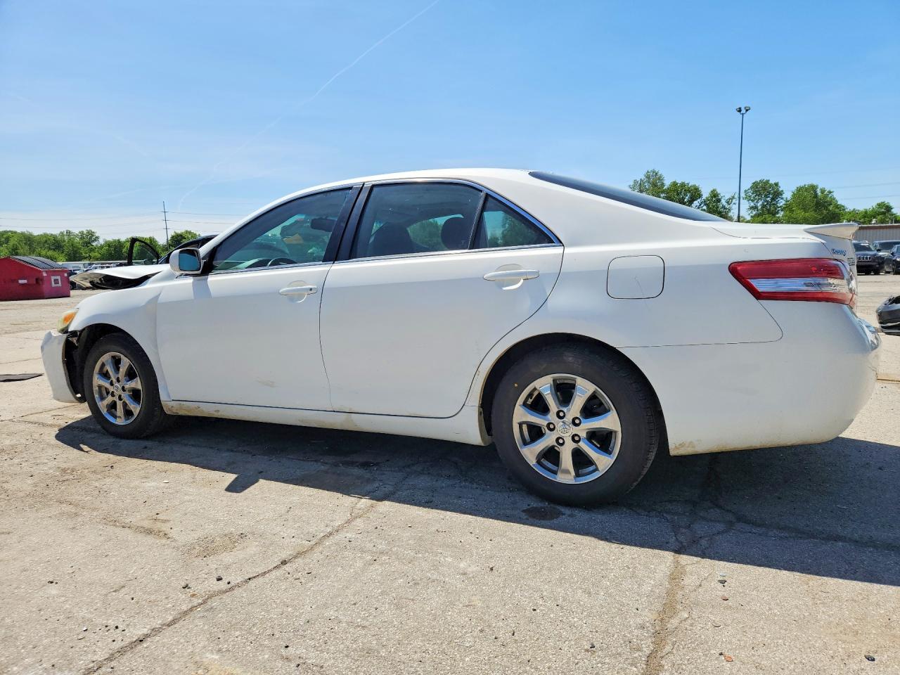 2011 Toyota Camry Le Белый vin: 4T4BF3EK3BR157277