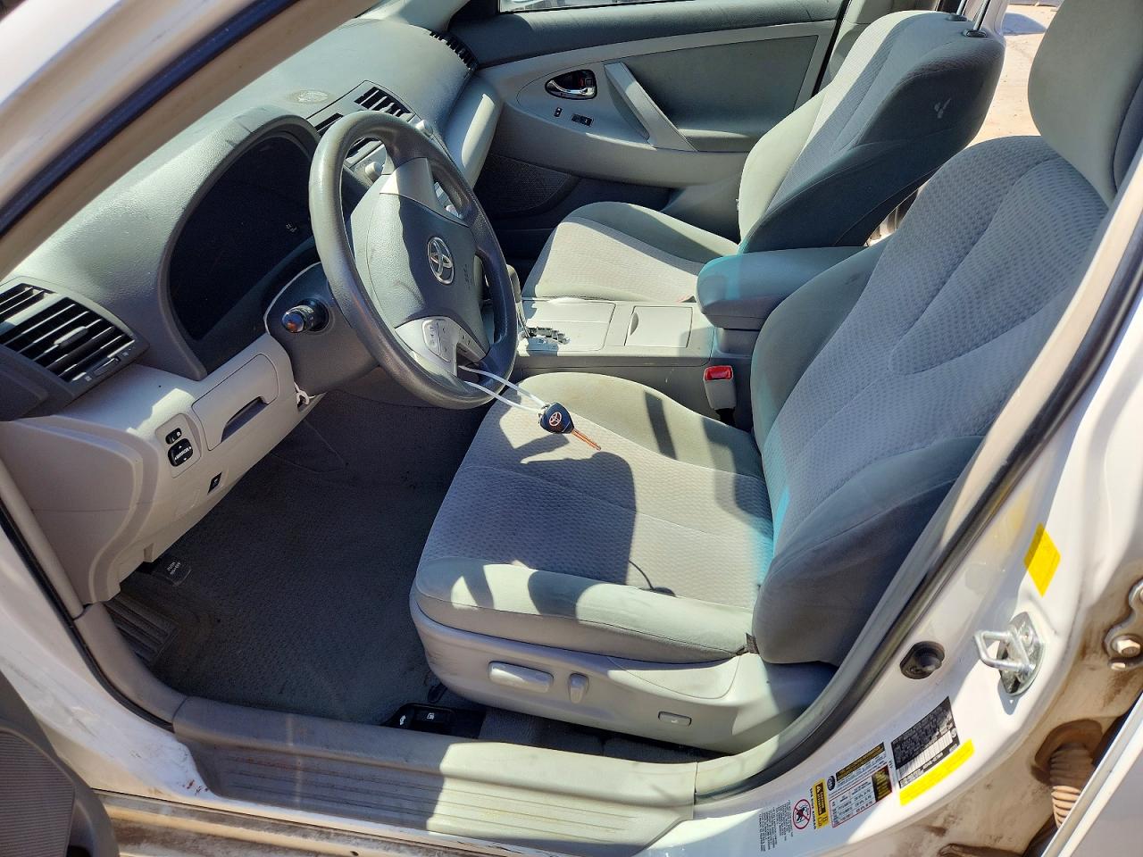 2011 Toyota Camry Le Белый vin: 4T4BF3EK3BR157277