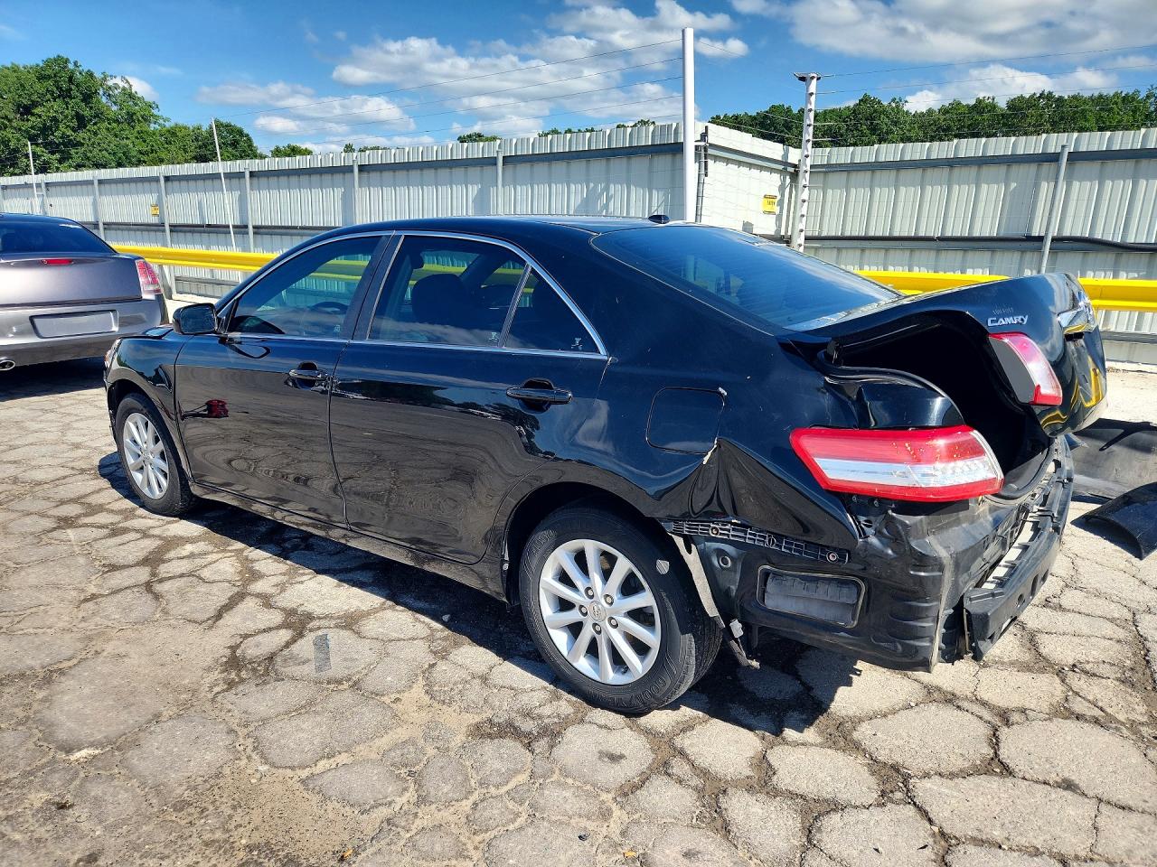 2011 Toyota Camry Xle Black vin: 4T4BF3EK3BR159482