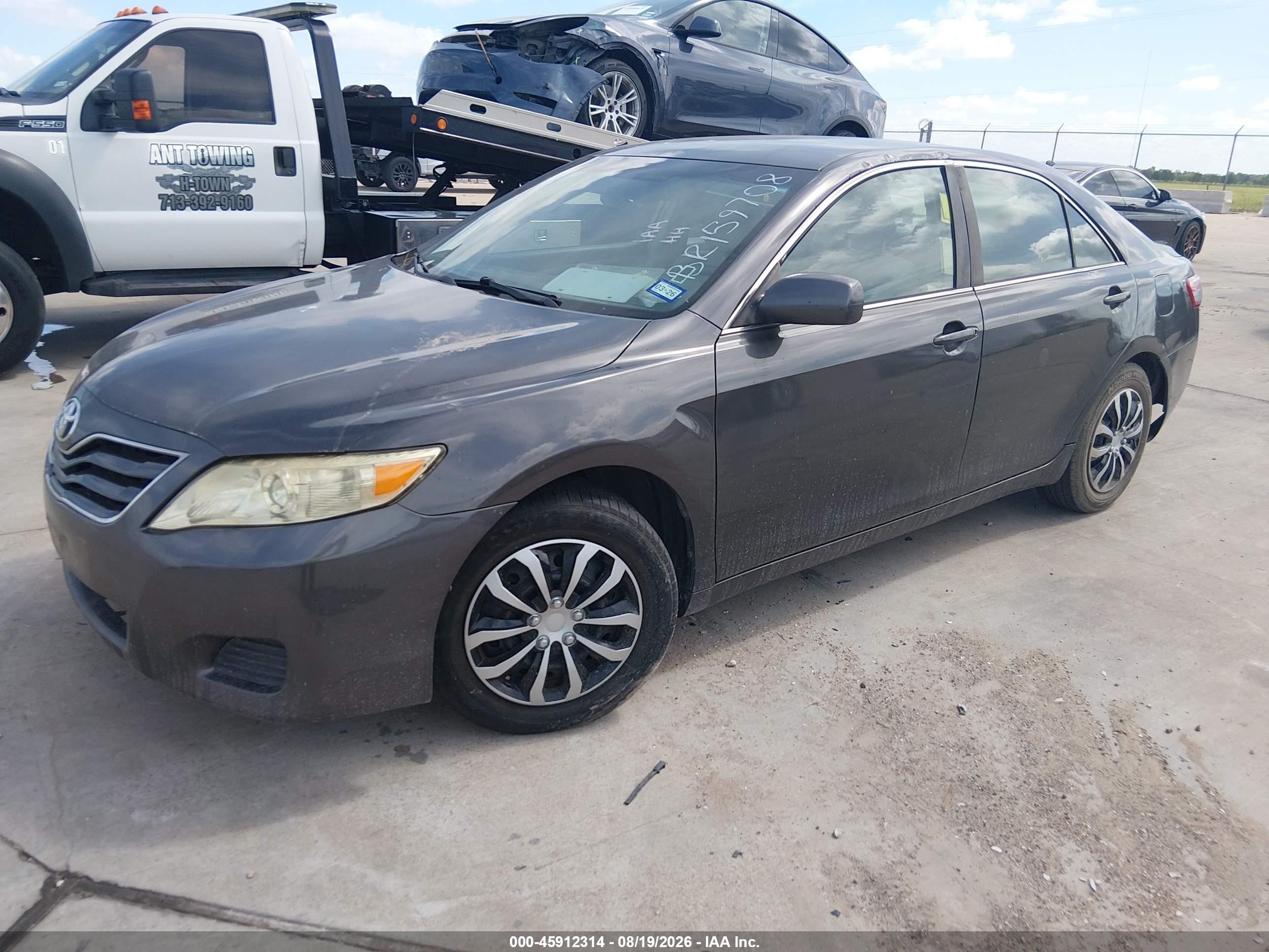 2011 Toyota Camry Le Серый vin: 4T4BF3EK3BR159708