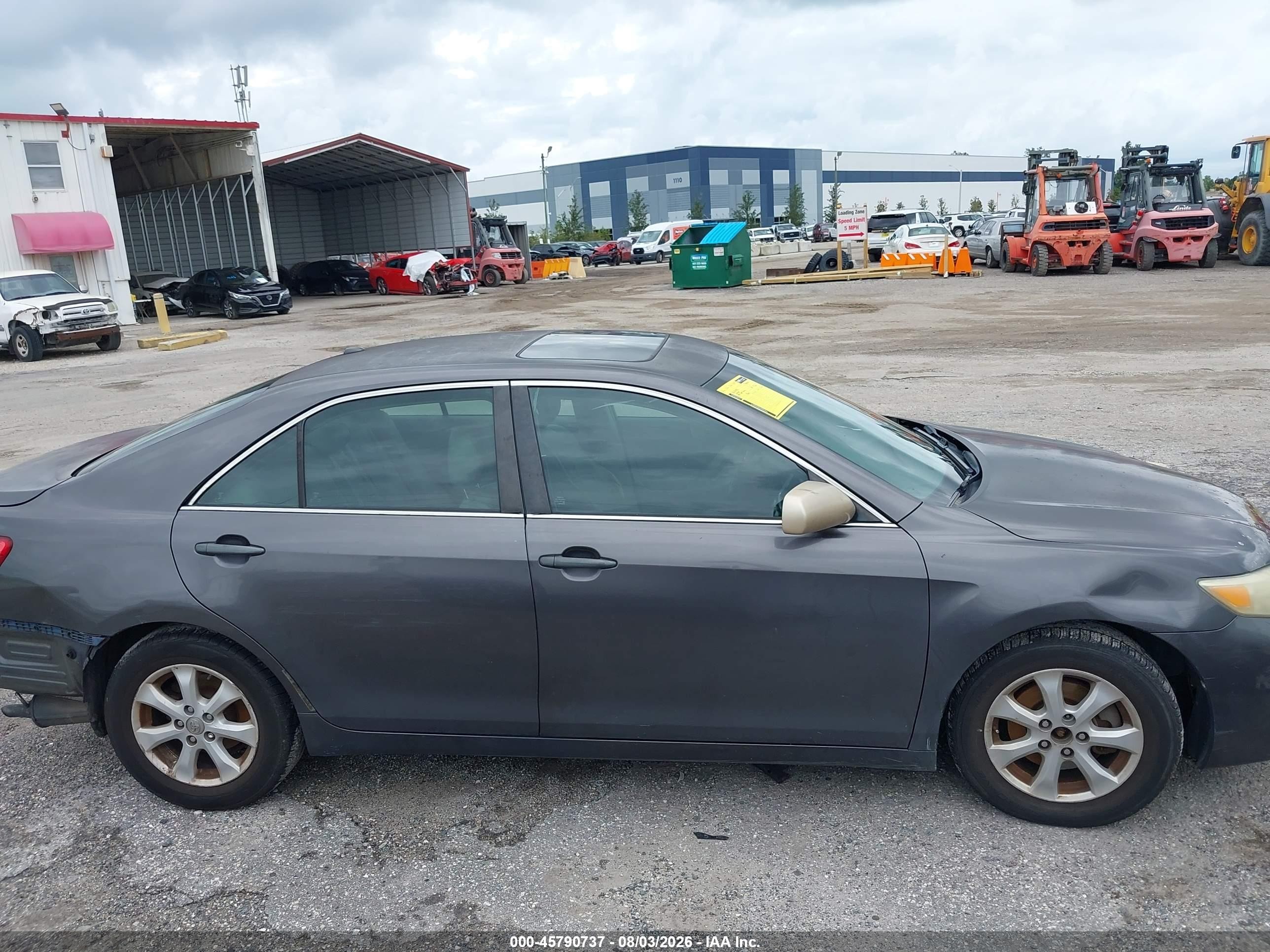 2011 Toyota Camry Le Black vin: 4T4BF3EK3BR177352
