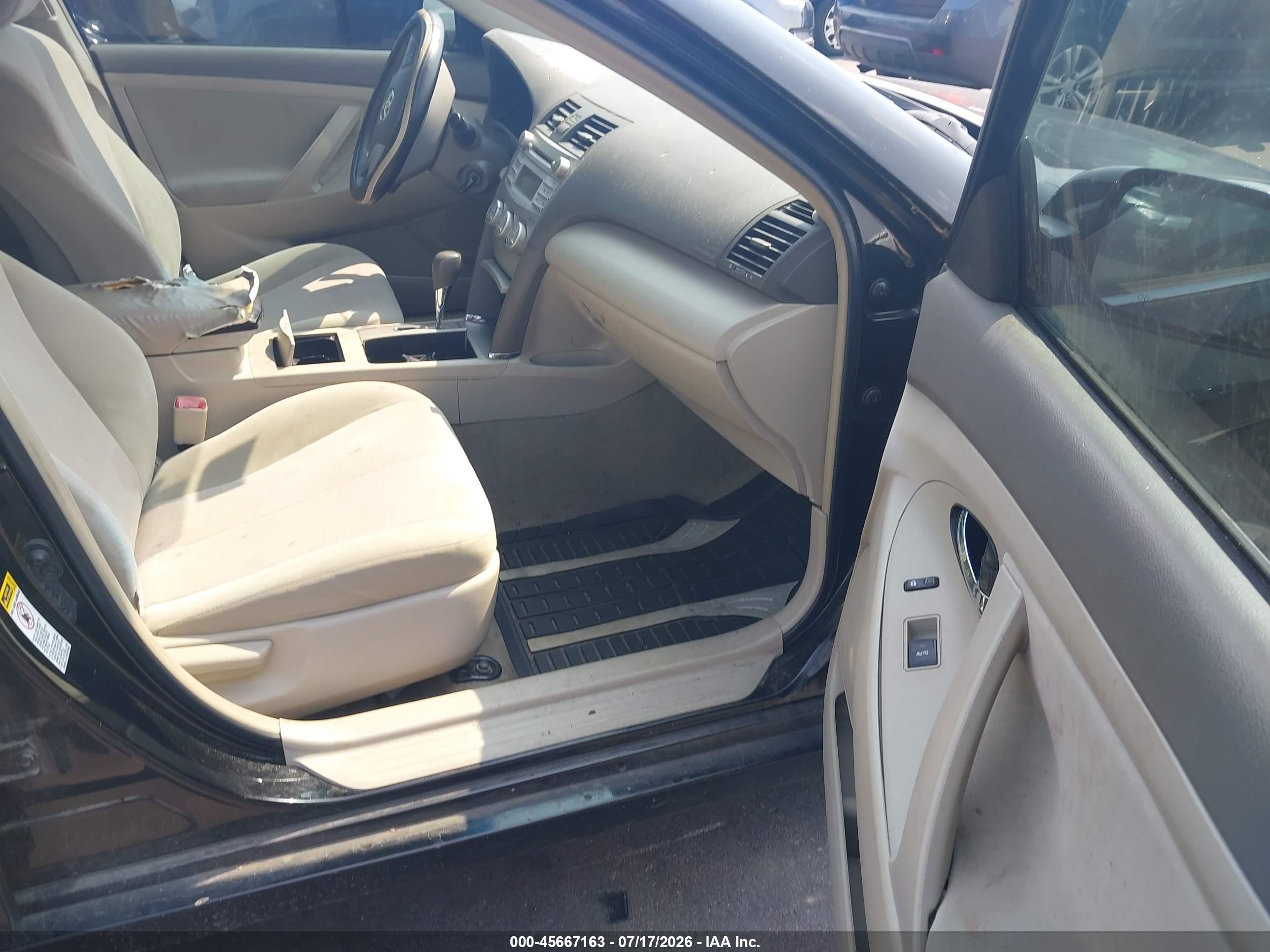 2011 Toyota Camry Le Black vin: 4T4BF3EK3BR179151