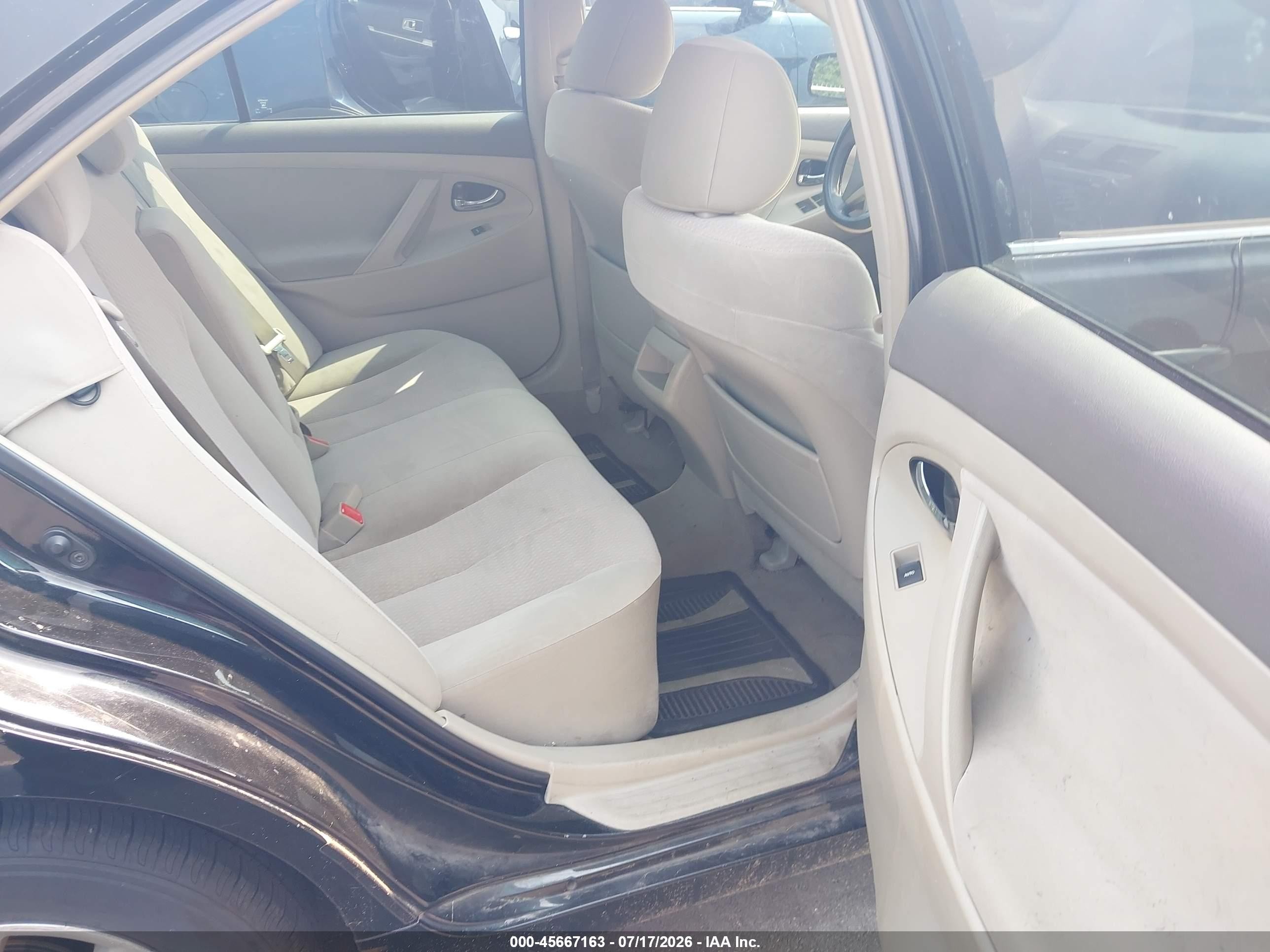2011 Toyota Camry Le Black vin: 4T4BF3EK3BR179151