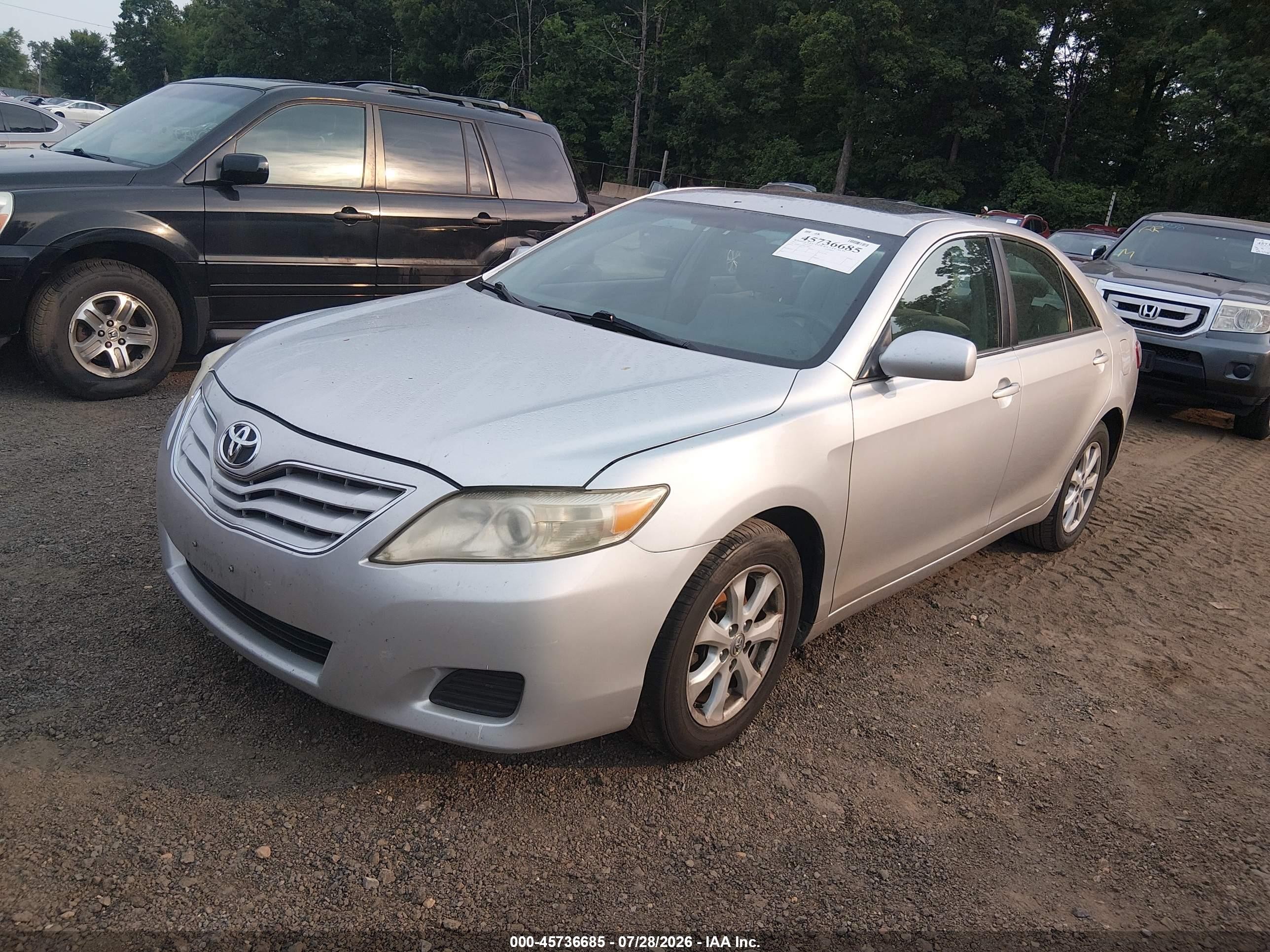 2011 Toyota Camry Le Silver vin: 4T4BF3EK3BR179960