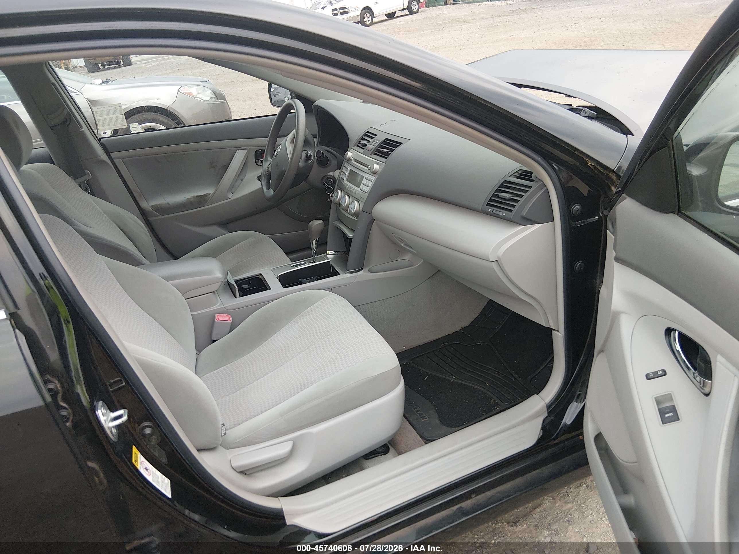 2011 Toyota Camry Le Черный vin: 4T4BF3EK3BR192501