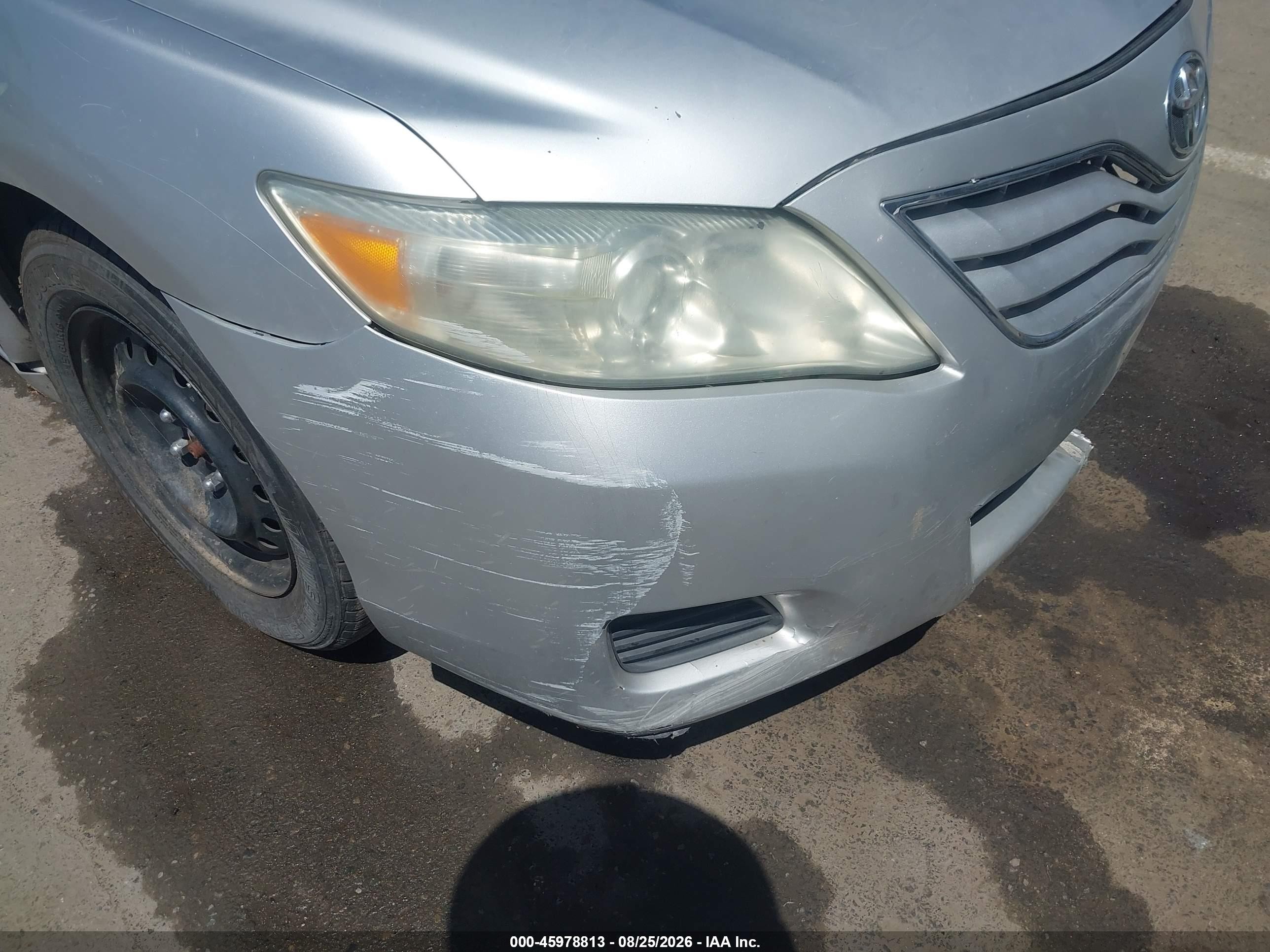 2011 Toyota Camry Le Gray vin: 4T4BF3EK3BR194037