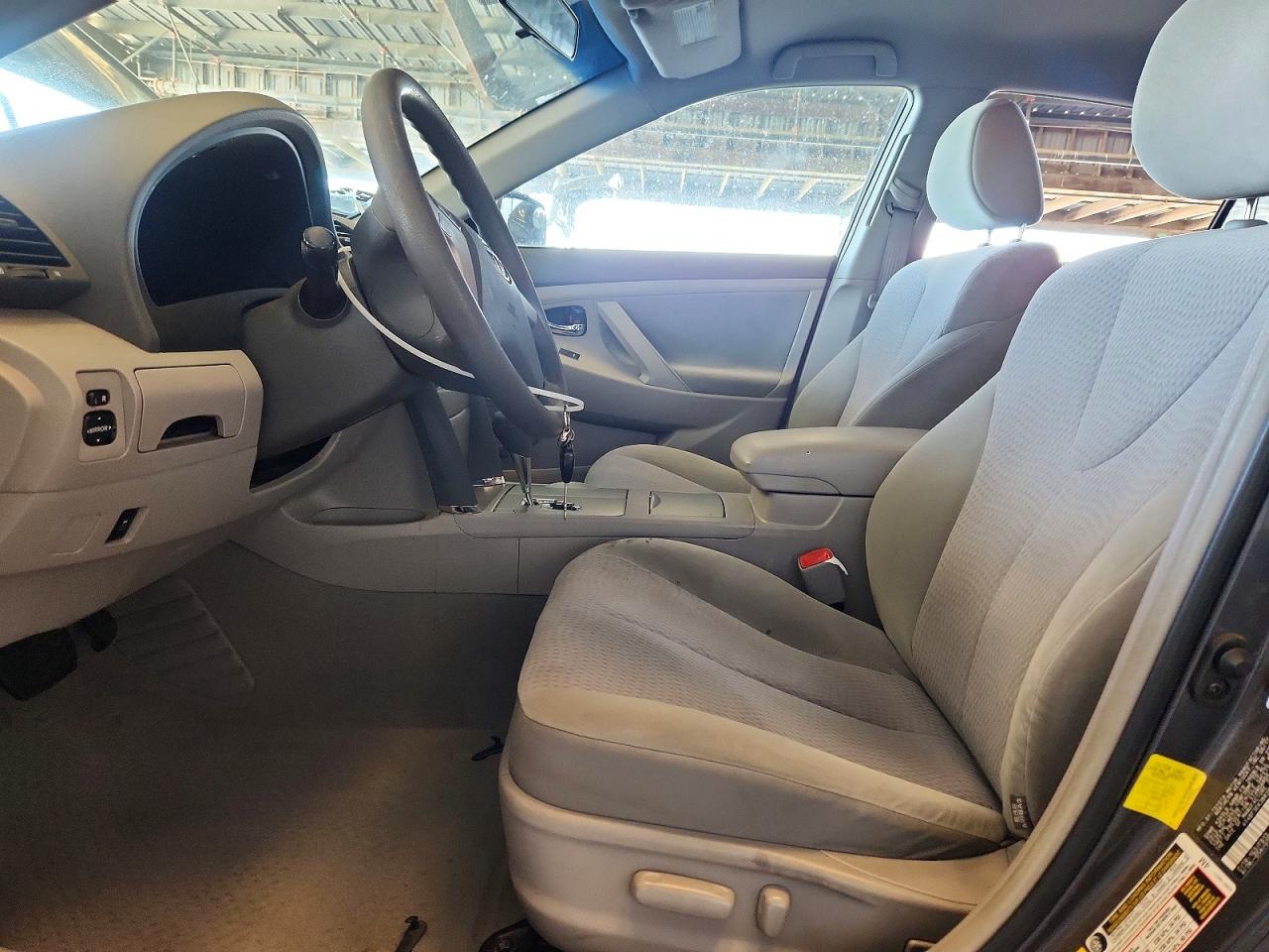 2011 Toyota Camry Le Gray vin: 4T4BF3EK3BR204632