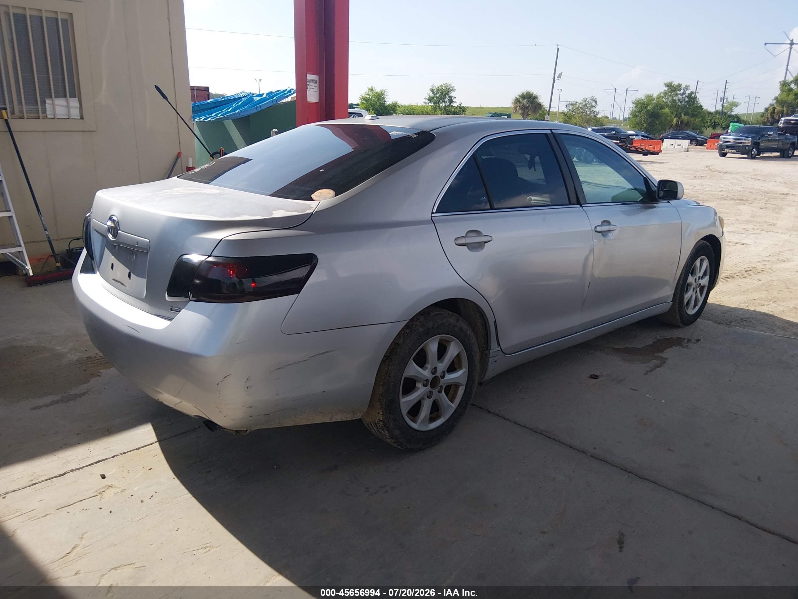 2011 Toyota Camry Le Gray vin: 4T4BF3EK3BR219275