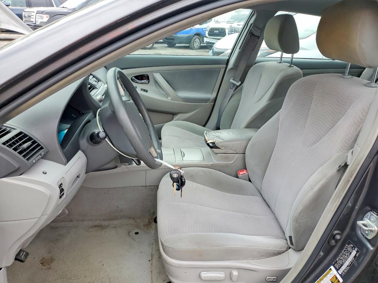2010 Toyota Camry Le Серый vin: 4T4BF3EK4AR018337