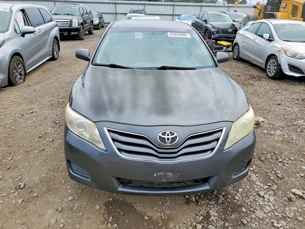 2010 Toyota Camry Le Серый vin: 4T4BF3EK4AR018337