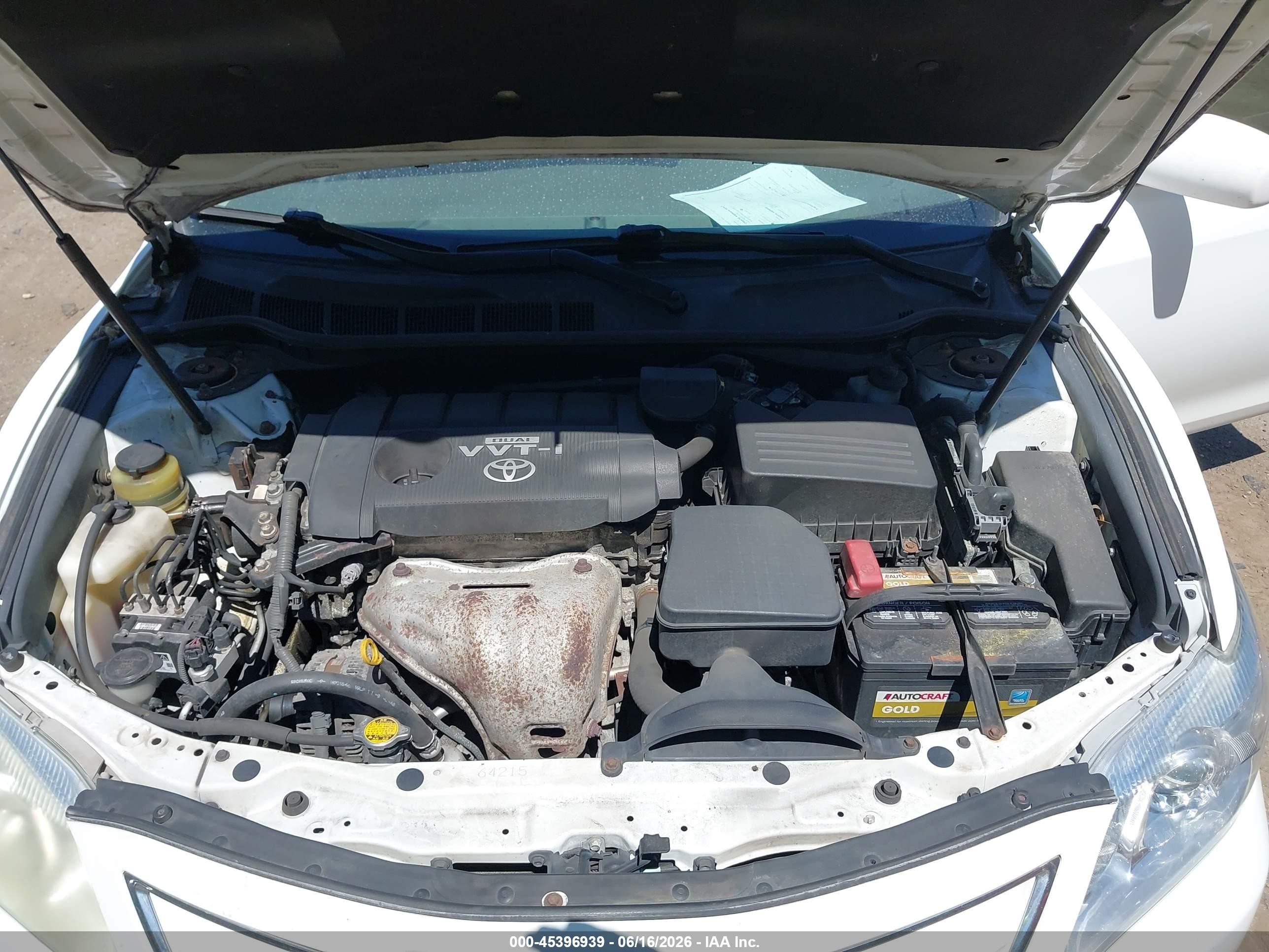 2010 Toyota Camry Le White vin: 4T4BF3EK4AR026194