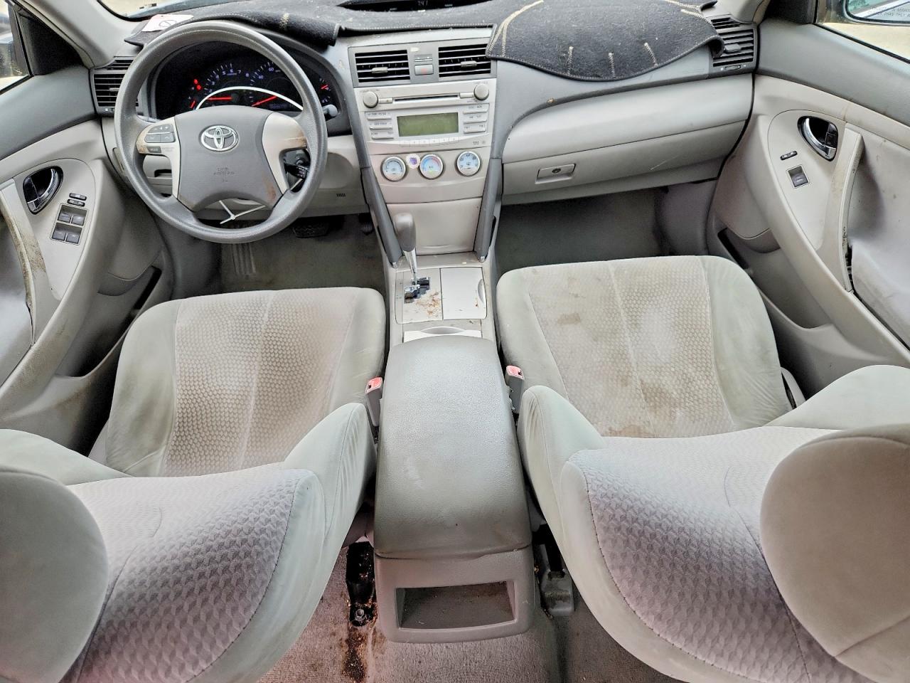 2010 Toyota Camry Le Gray vin: 4T4BF3EK4AR043707