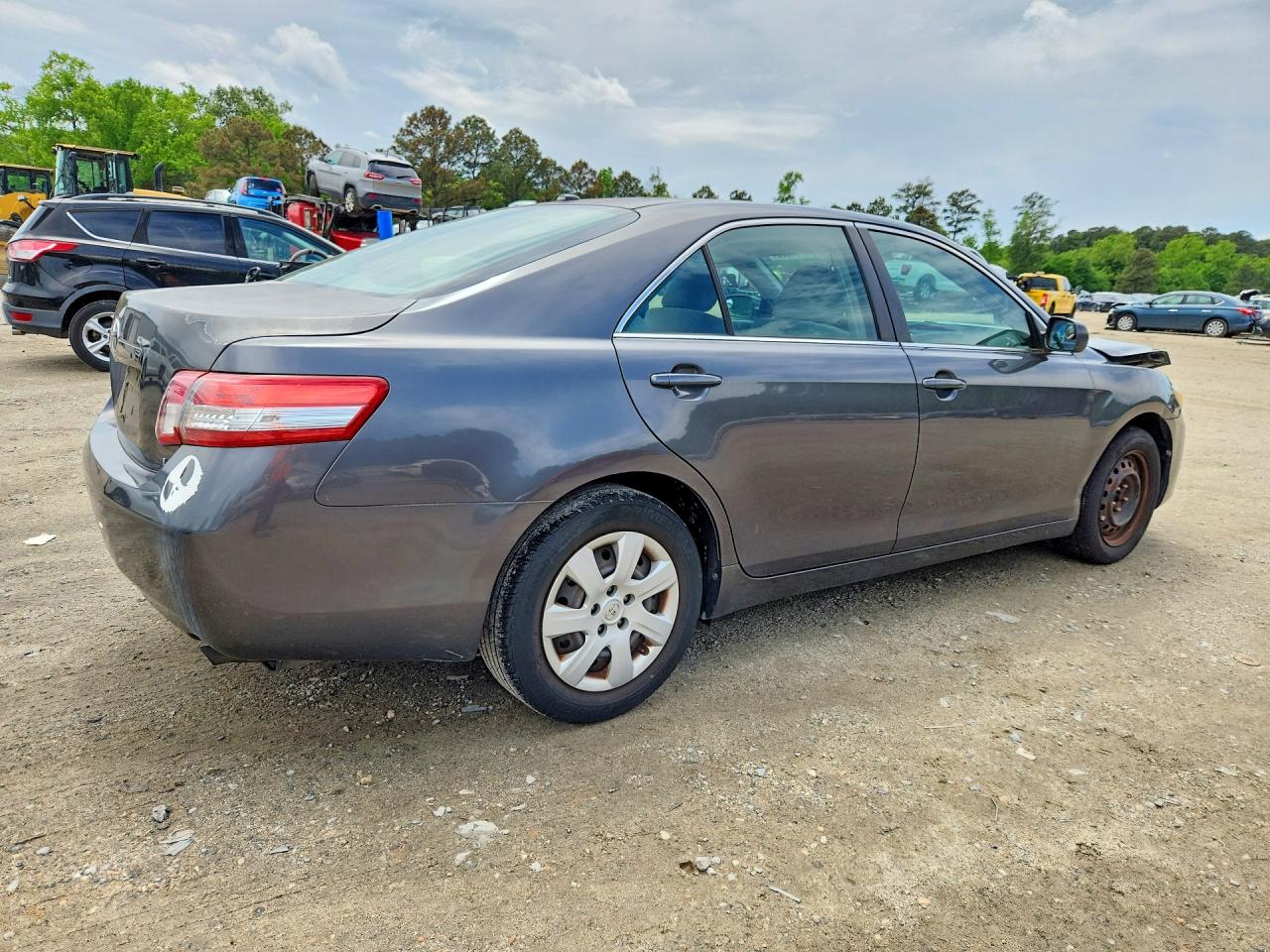 2010 Toyota Camry Le Gray vin: 4T4BF3EK4AR043707