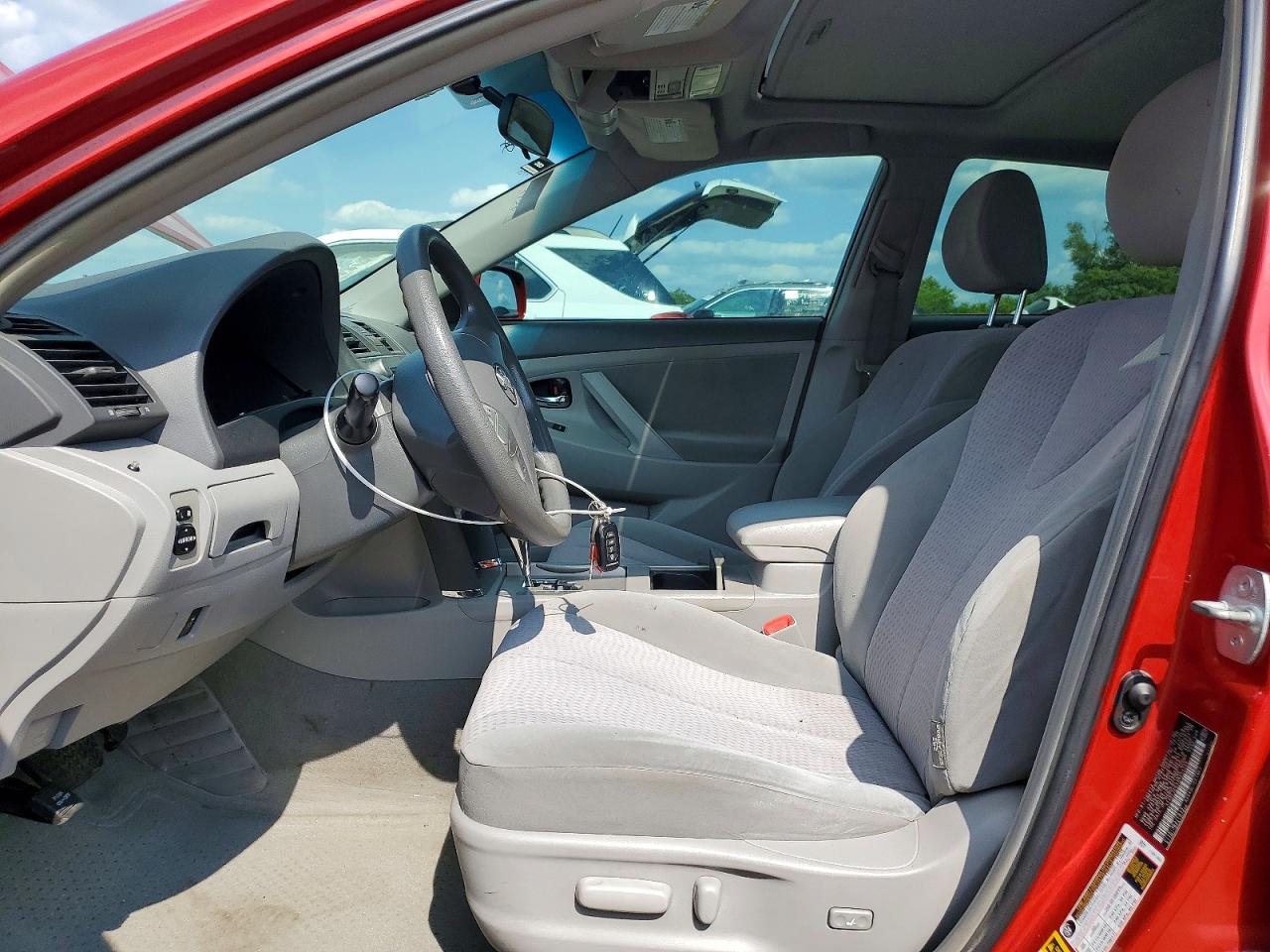 2010 Toyota Camry Le Burgundy vin: 4T4BF3EK4AR053248