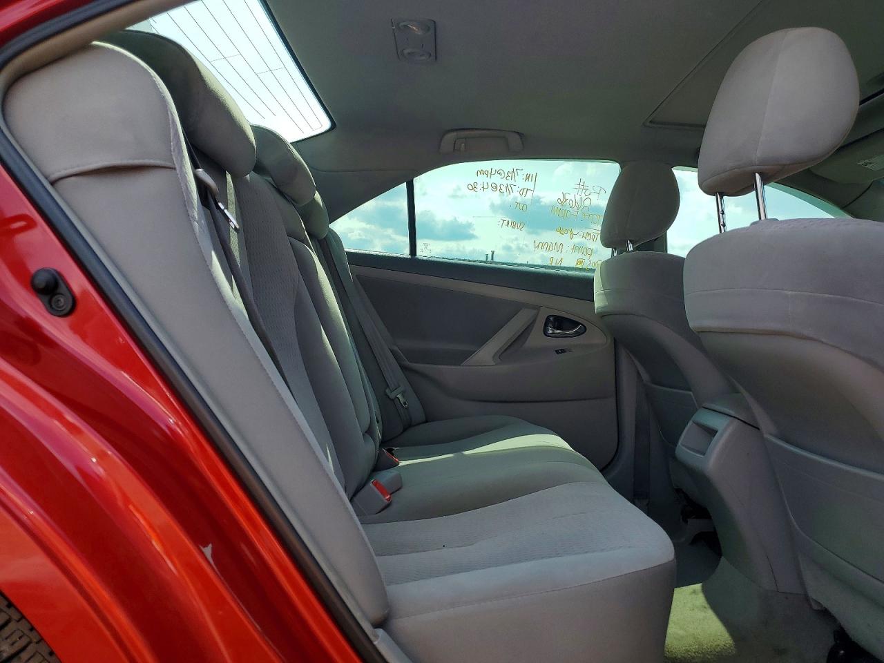 2010 Toyota Camry Le Burgundy vin: 4T4BF3EK4AR053248