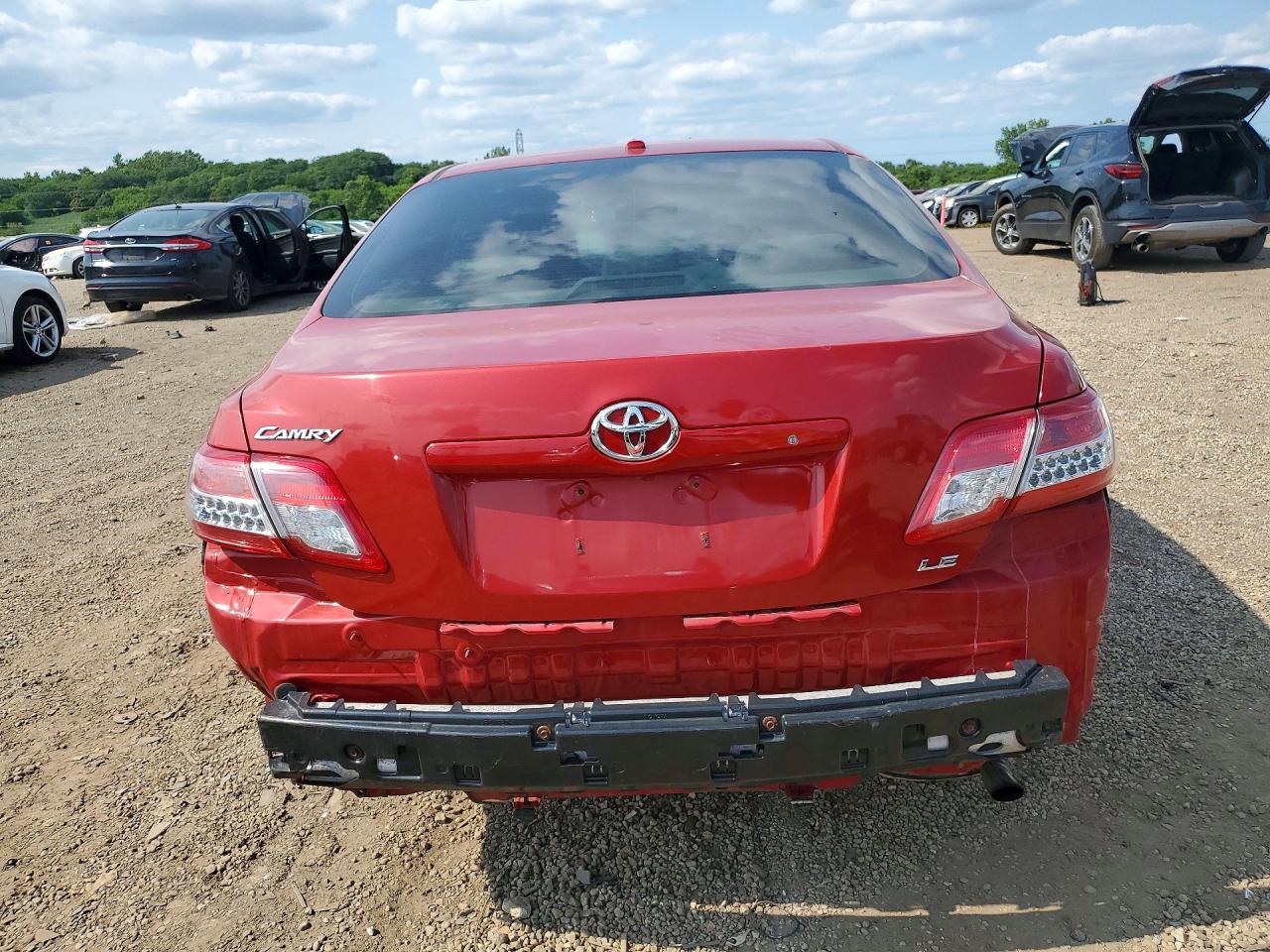 2010 Toyota Camry Le Burgundy vin: 4T4BF3EK4AR053248