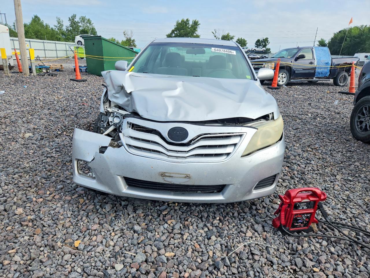 2010 Toyota Camry Le Silver vin: 4T4BF3EK4AR077856