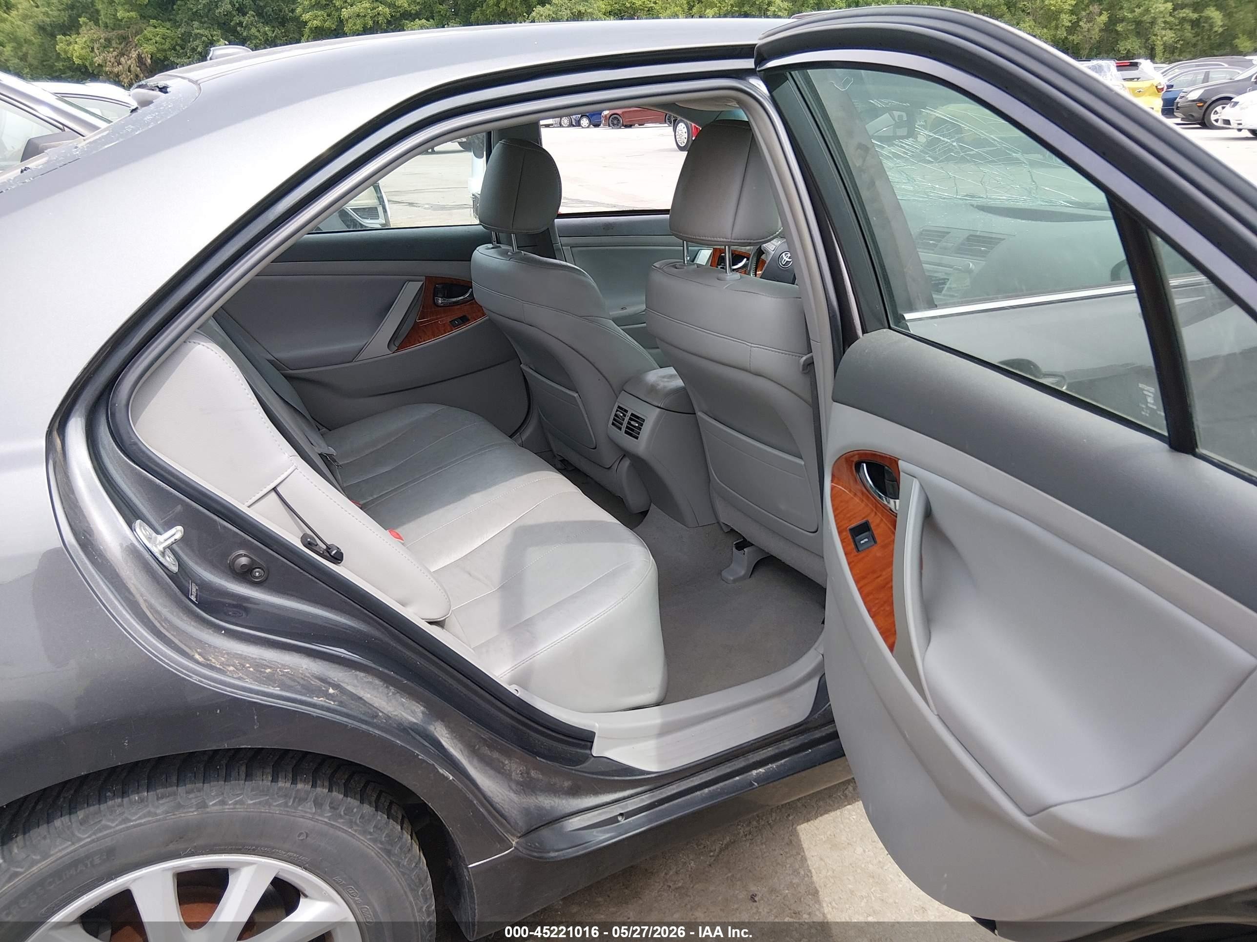 2010 Toyota Camry Xle Green vin: 4T4BF3EK4AR078134