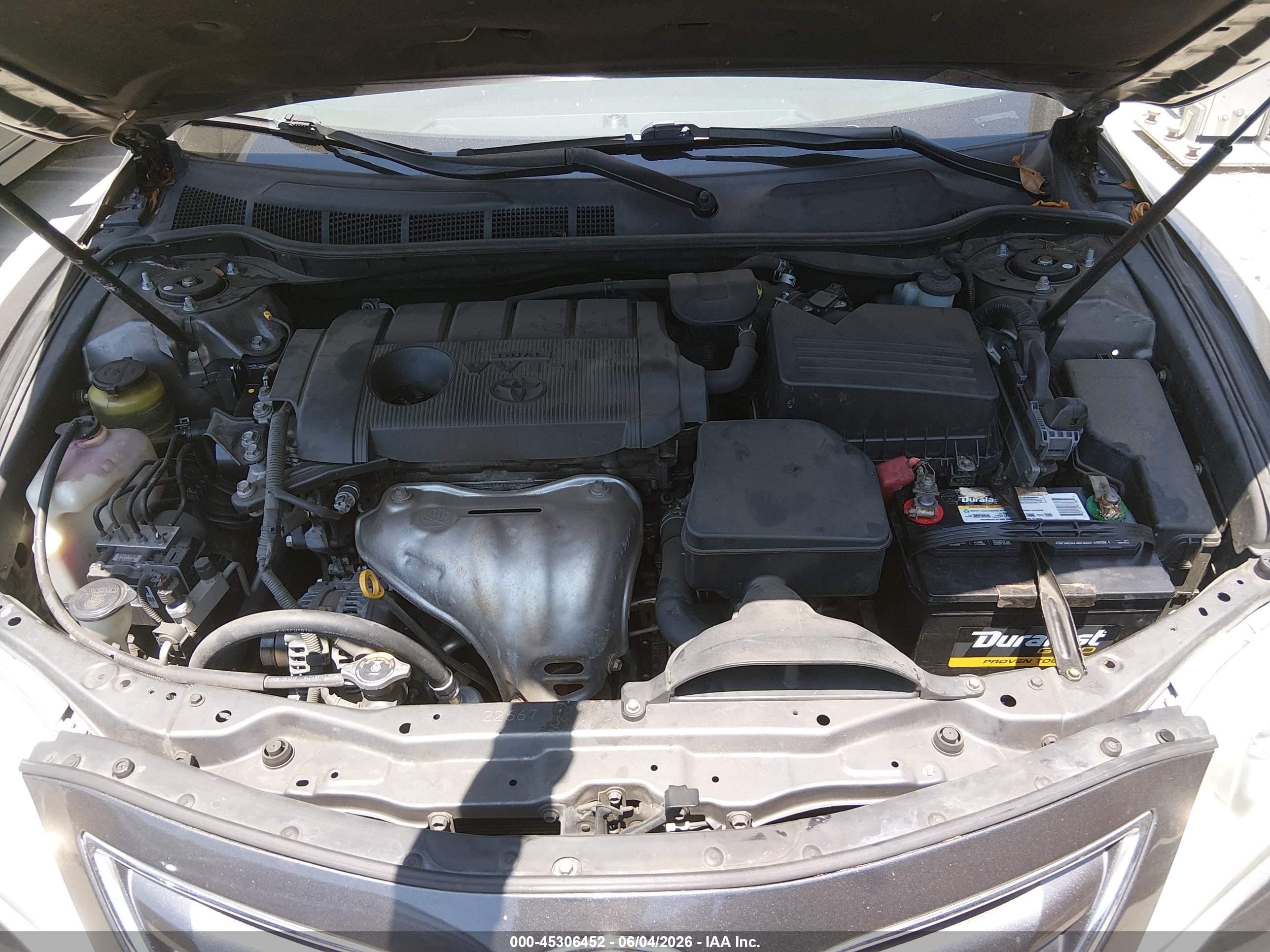 2010 Toyota Camry Le Gray vin: 4T4BF3EK4AR084631