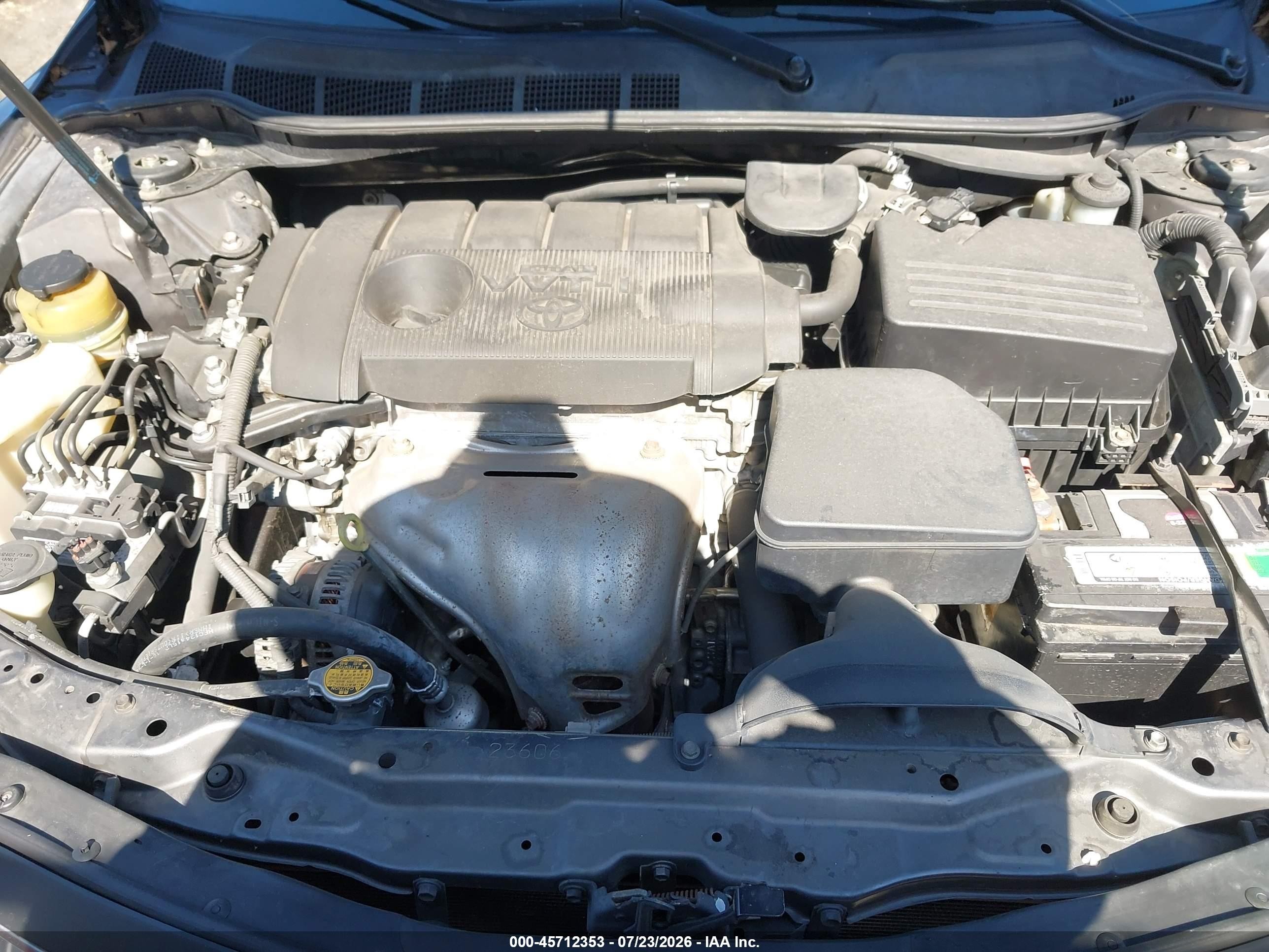 2010 Toyota Camry Le Серый vin: 4T4BF3EK4AR085570