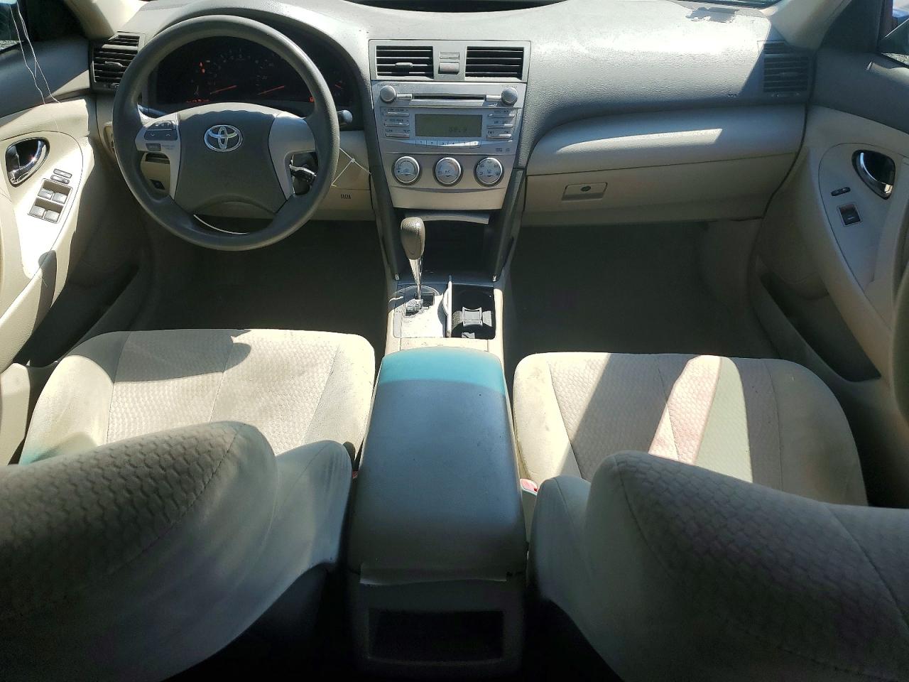 2011 Toyota Camry Le Turquoise vin: 4T4BF3EK4BR134736