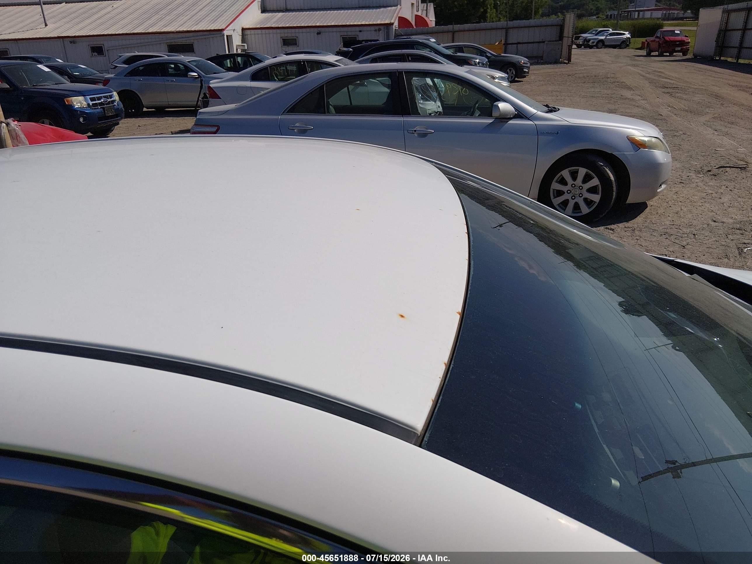 2011 Toyota Camry Le White vin: 4T4BF3EK4BR140780