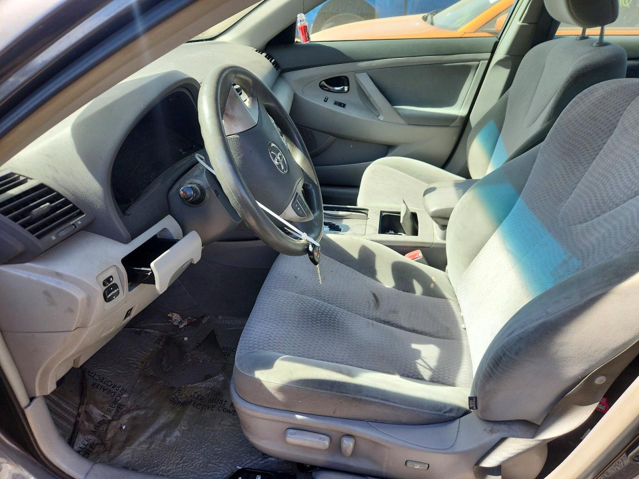 2011 Toyota Camry Le Серый vin: 4T4BF3EK4BR149673