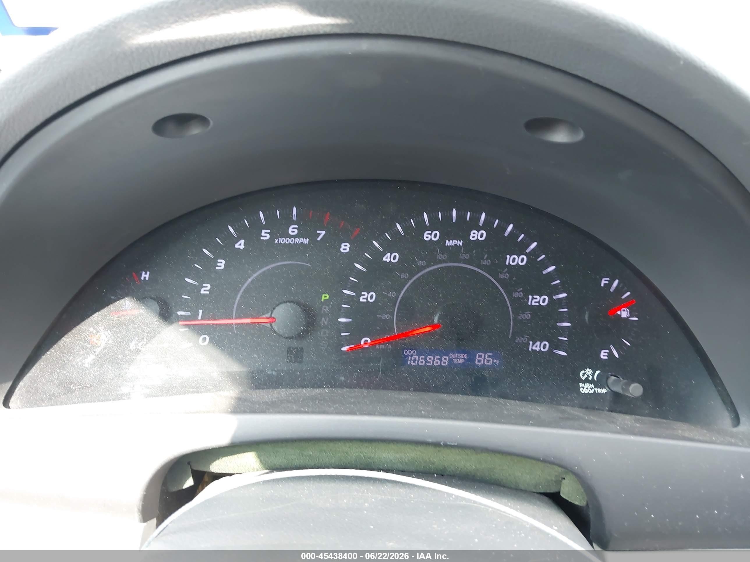 2011 Toyota Camry   Серебряный vin: 4T4BF3EK4BR158860