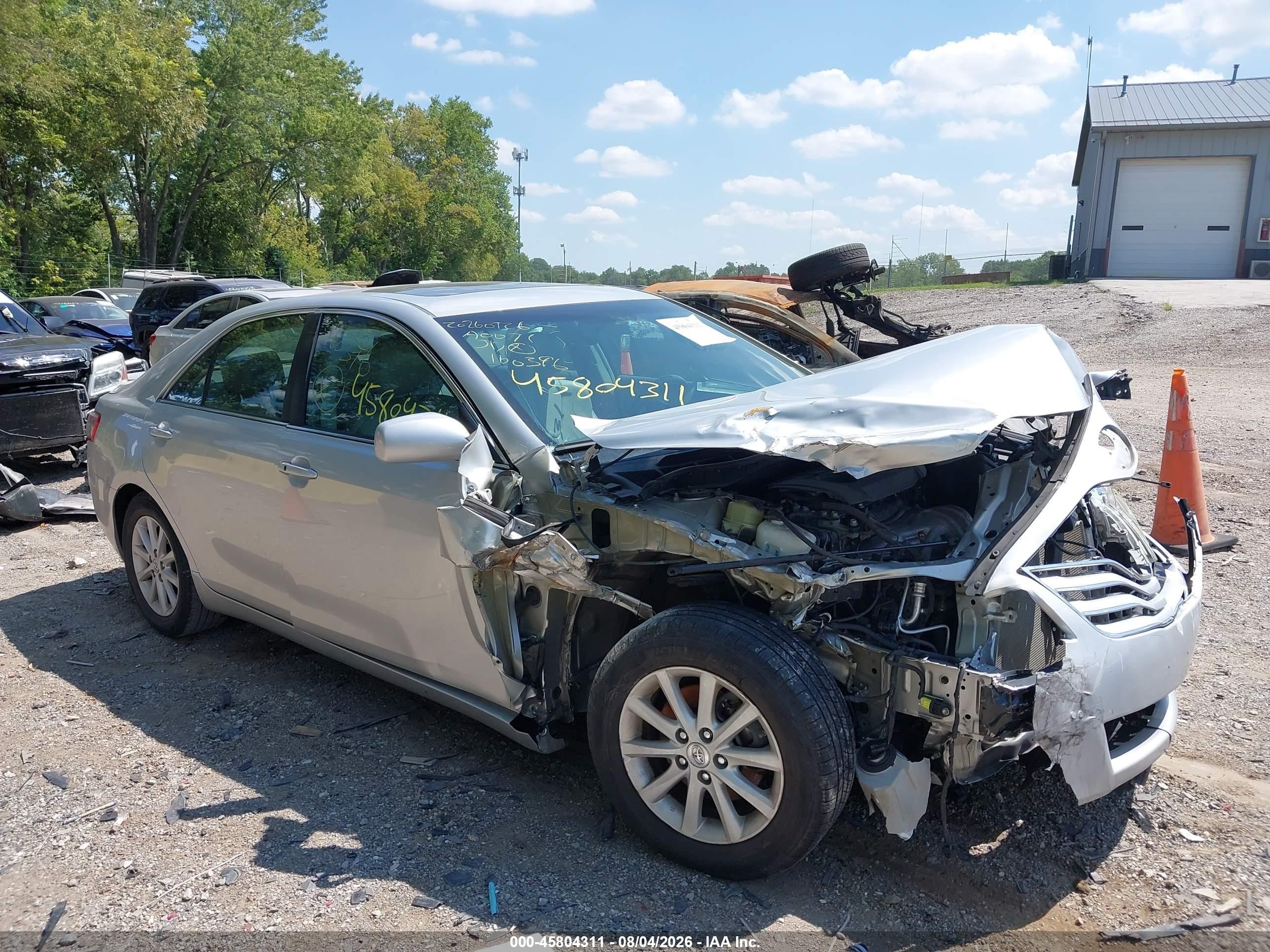 2011 Toyota Camry Xle Silver vin: 4T4BF3EK4BR160396