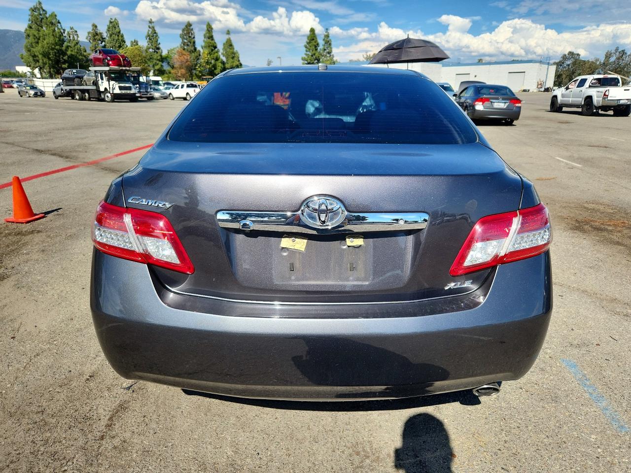 2011 Toyota Camry Xle Gray vin: 4T4BF3EK4BR190675