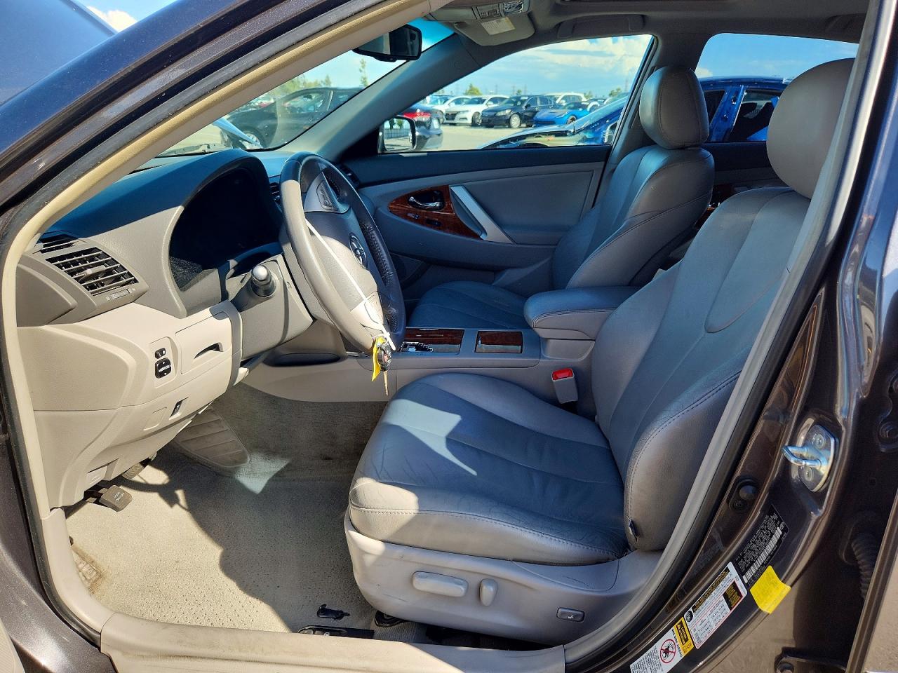2011 Toyota Camry Xle Gray vin: 4T4BF3EK4BR190675