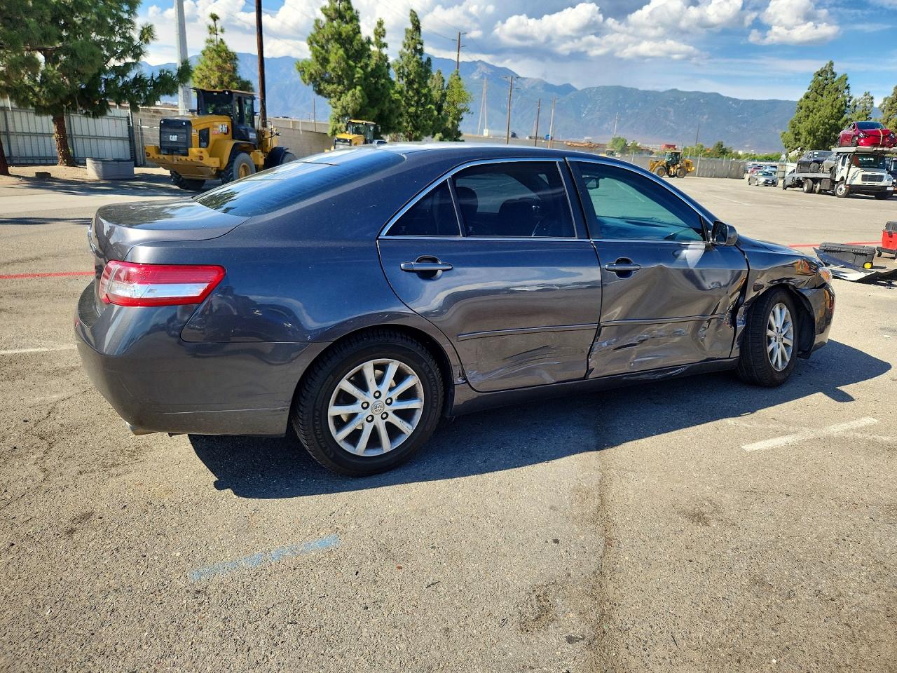 2011 Toyota Camry Xle Gray vin: 4T4BF3EK4BR190675