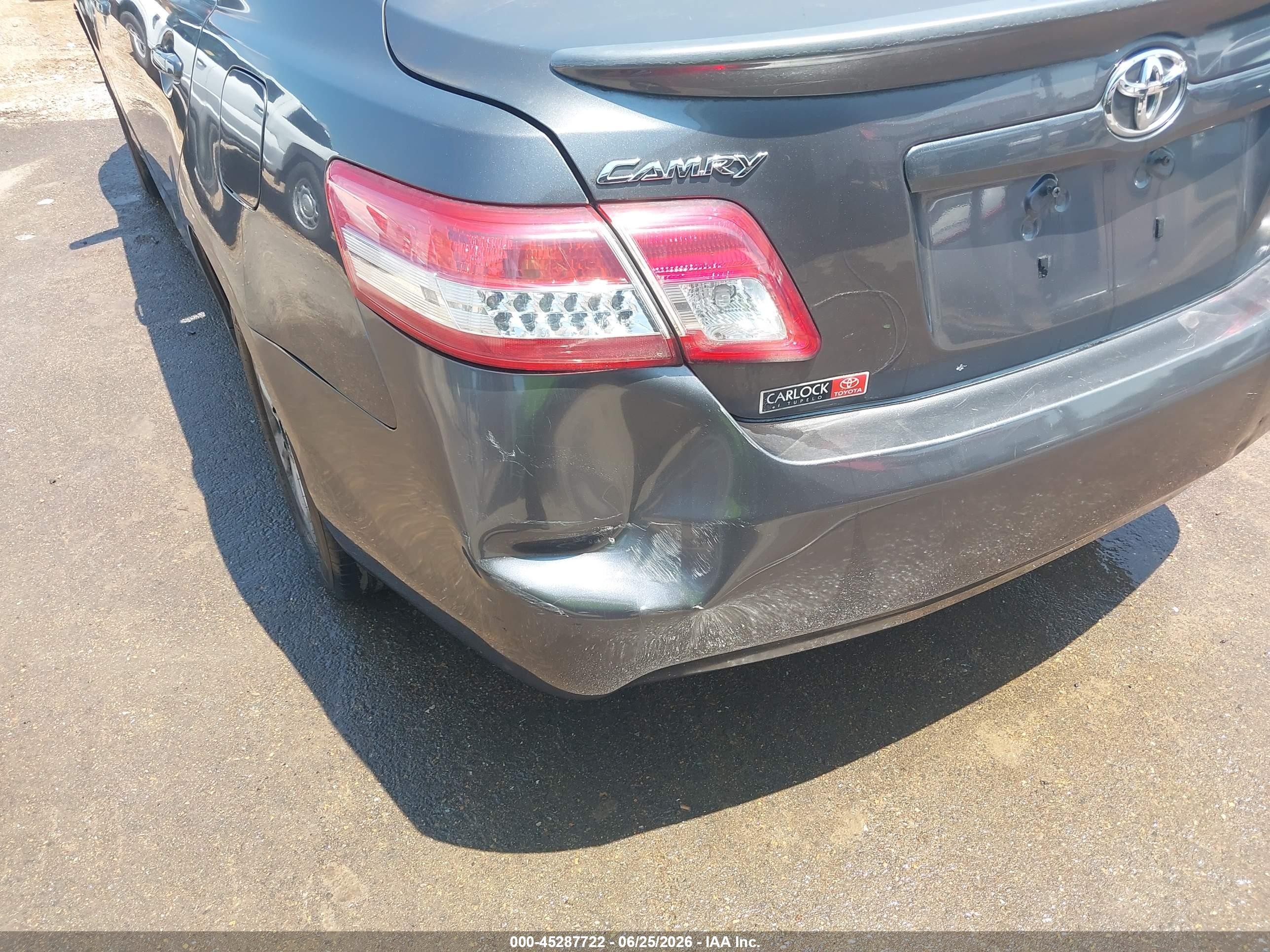 2011 Toyota Camry Le Gray vin: 4T4BF3EK4BR196279