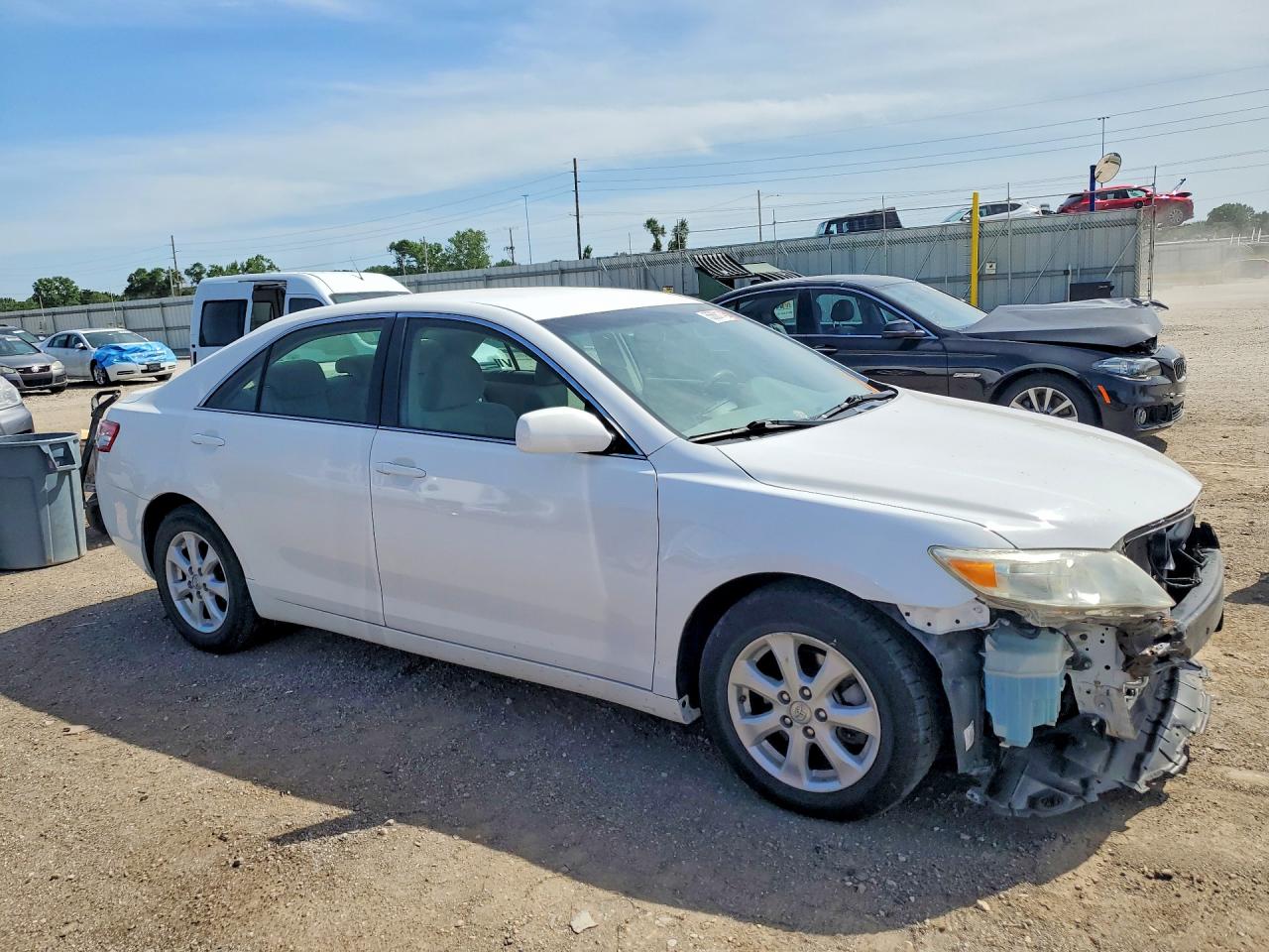 2011 Toyota Camry White vin: 4T4BF3EK4BR212660