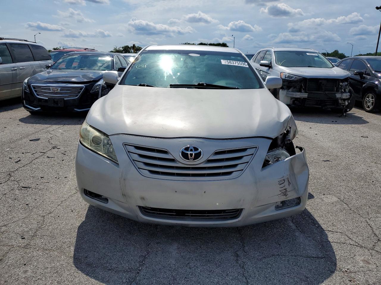2011 Toyota Camry Le Серебряный vin: 4T4BF3EK4BR213419