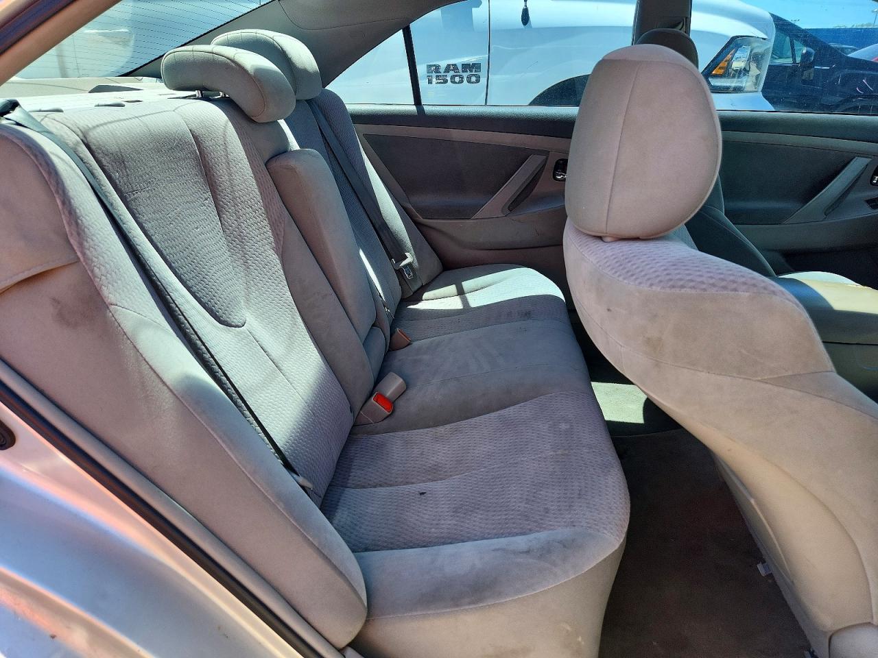 2011 Toyota Camry Le Серебряный vin: 4T4BF3EK4BR213419