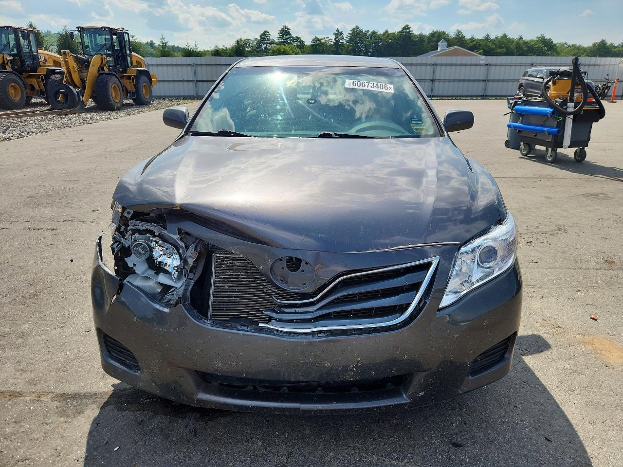 2011 Toyota Camry Le Gray vin: 4T4BF3EK4BR215865