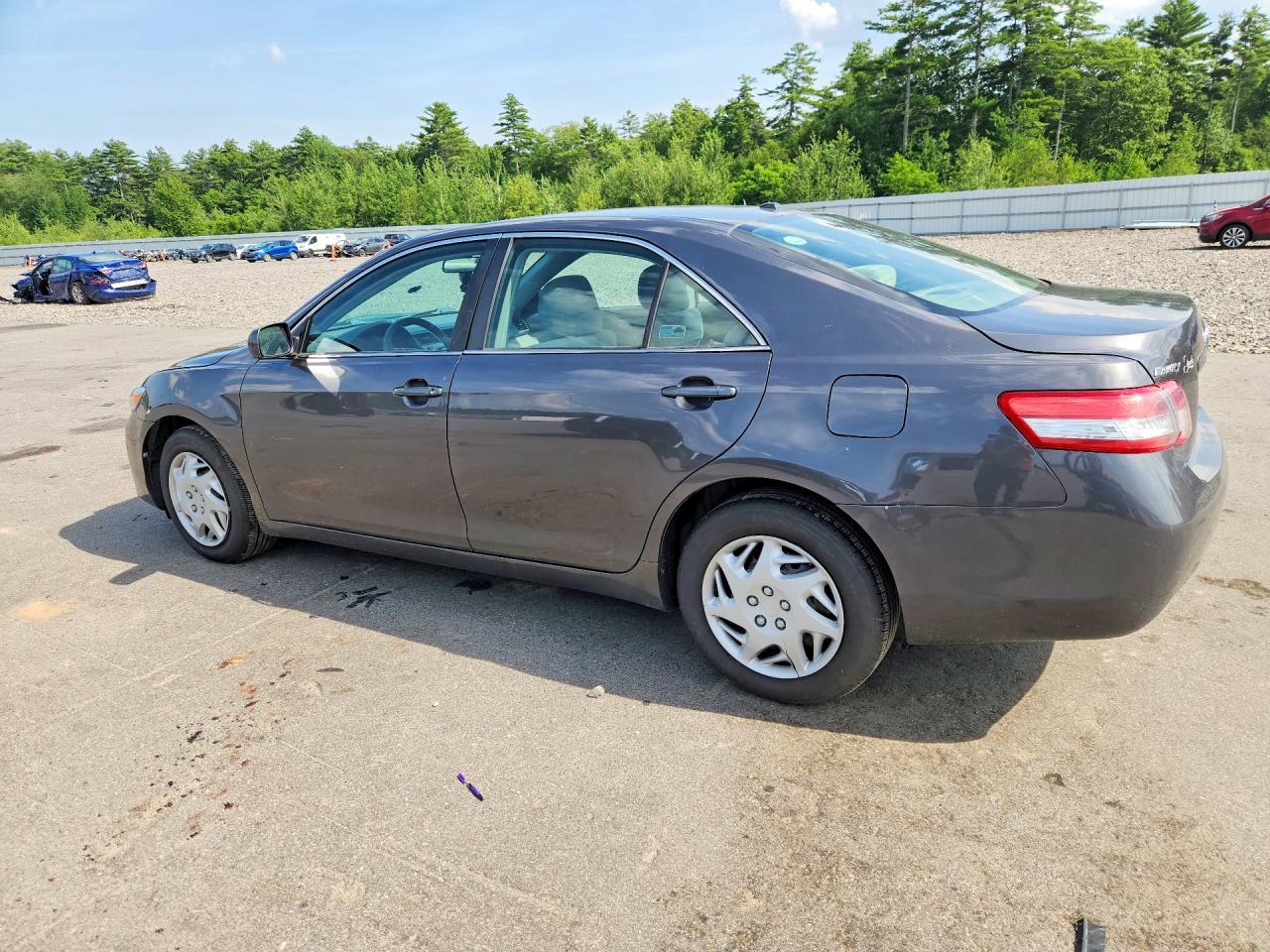 2011 Toyota Camry Le Gray vin: 4T4BF3EK4BR215865
