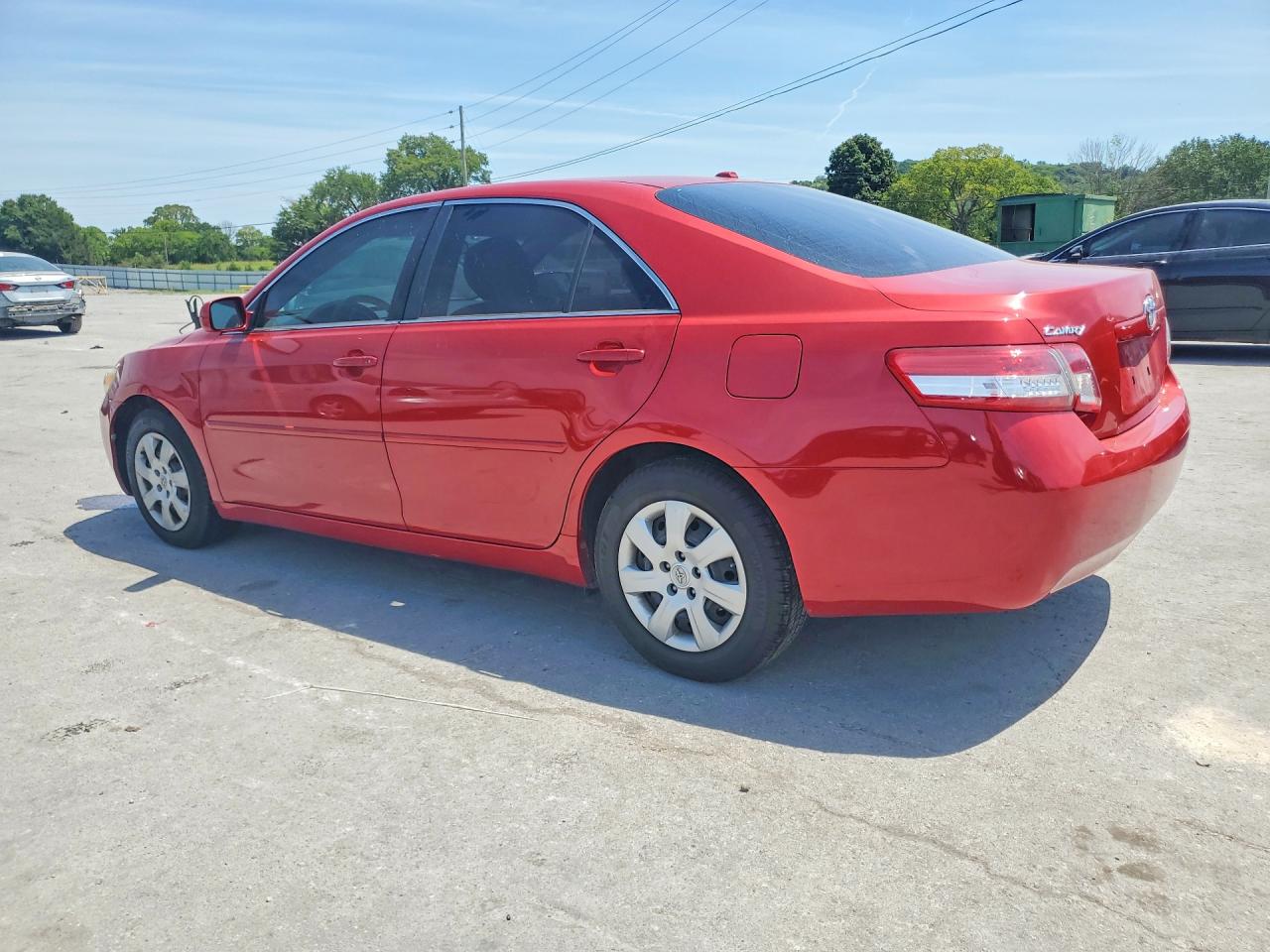 2010 Toyota Camry Le Red vin: 4T4BF3EK5AR008237