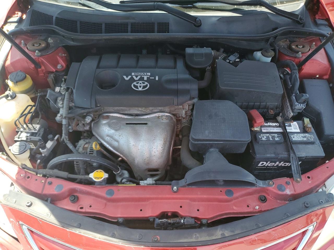 2010 Toyota Camry Le Red vin: 4T4BF3EK5AR008237