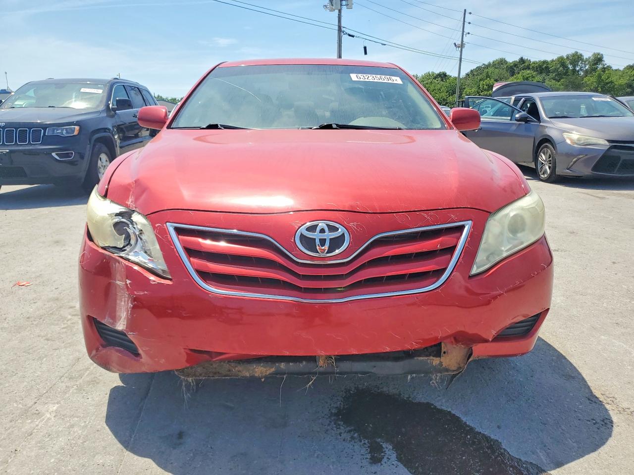 2010 Toyota Camry Le Red vin: 4T4BF3EK5AR008237
