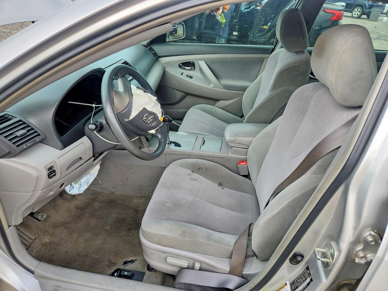 2010 Toyota Camry Le Серебряный vin: 4T4BF3EK5AR010117