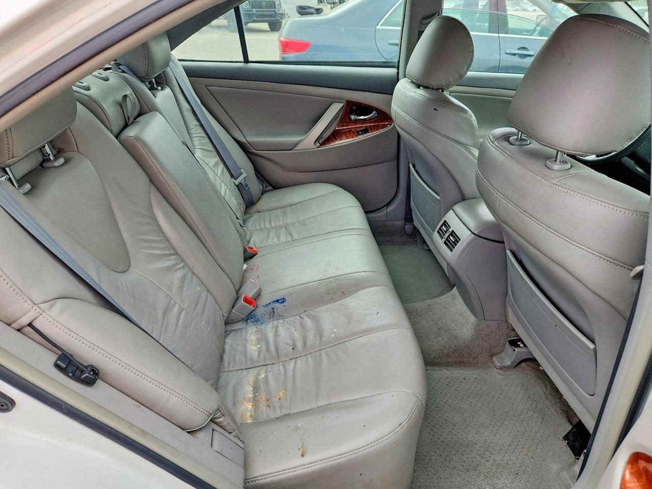 2010 Toyota Camry Xle White vin: 4T4BF3EK5AR010120