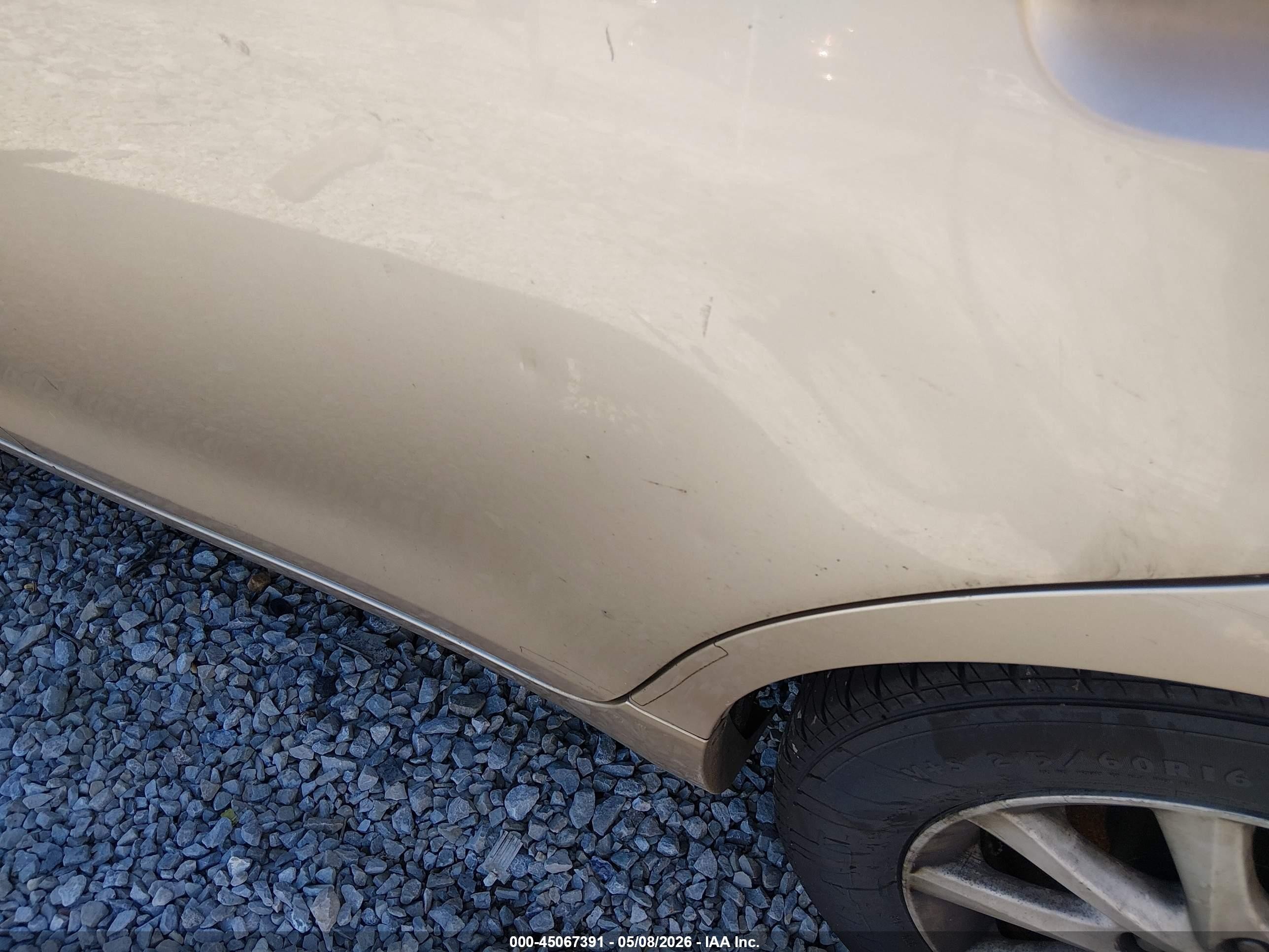 2010 Toyota Camry Xle Gold vin: 4T4BF3EK5AR023367