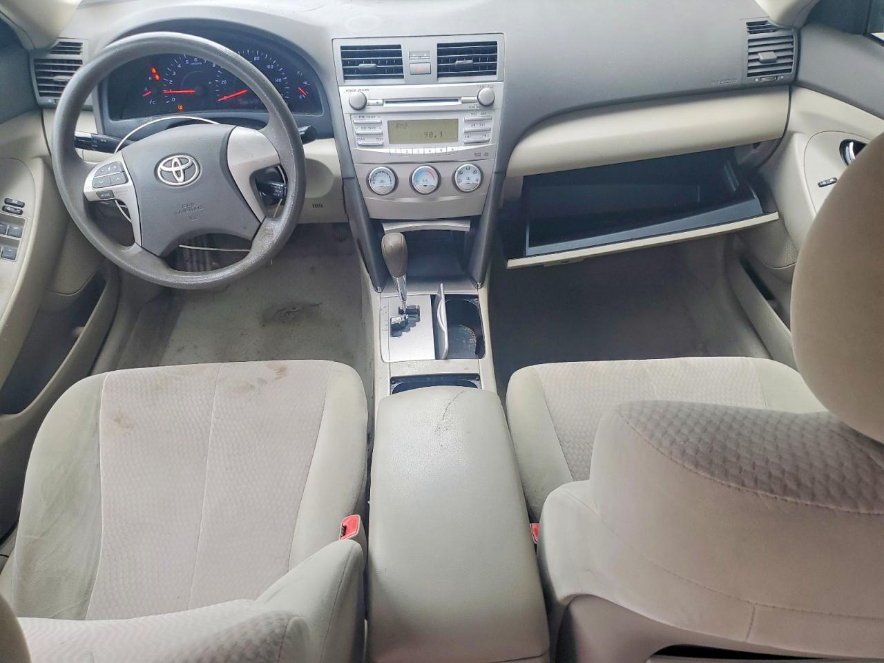 2010 Toyota Camry Le Beige vin: 4T4BF3EK5AR023899