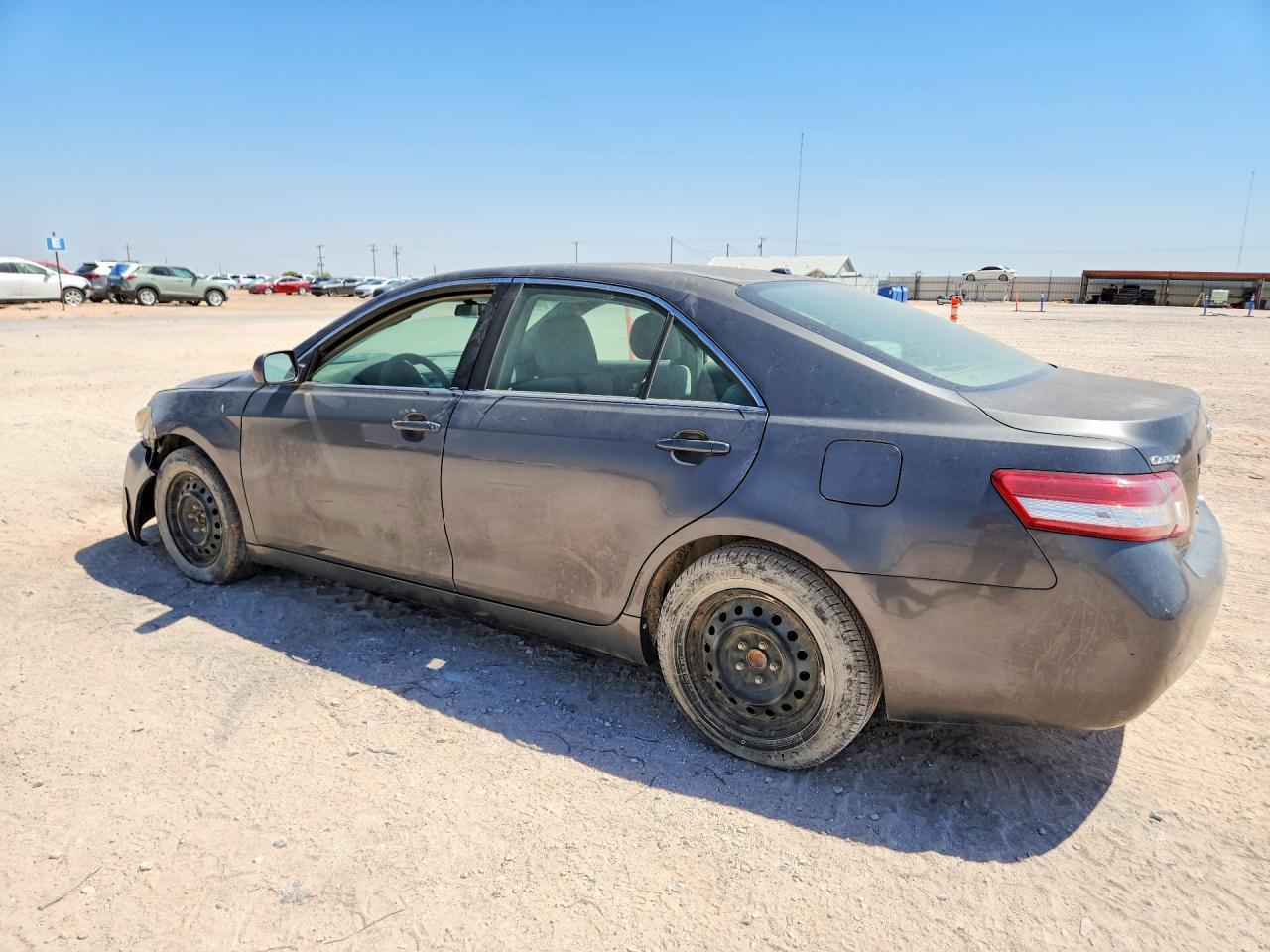 2010 Toyota Camry Le Gray vin: 4T4BF3EK5AR027547
