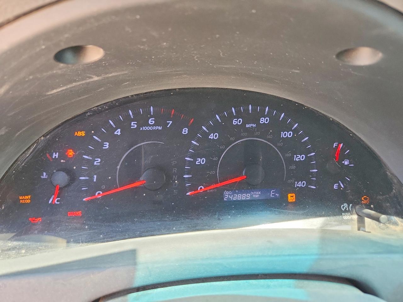 2010 Toyota Camry Le Gray vin: 4T4BF3EK5AR027547