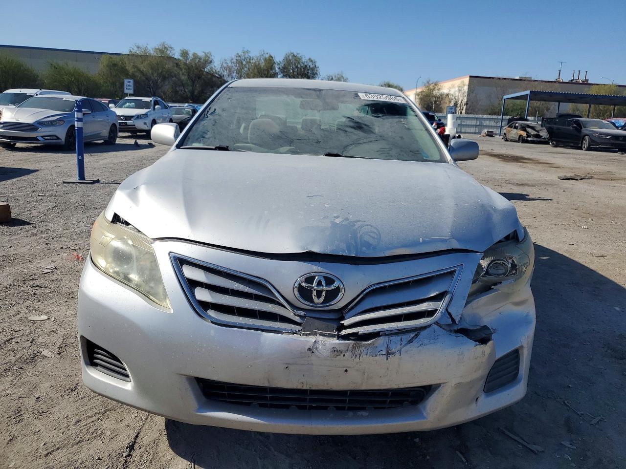 2010 Toyota Camry Le Серебряный vin: 4T4BF3EK5AR039410